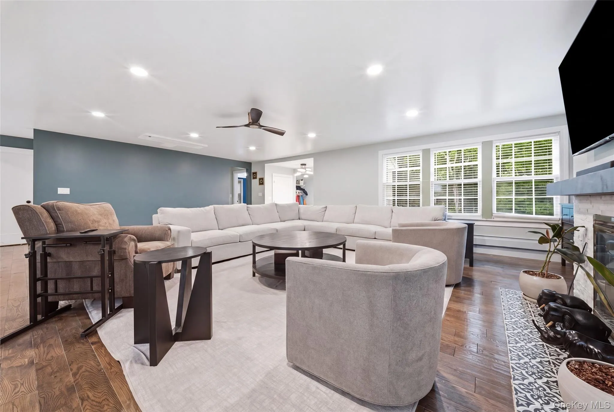 85 Nassau Drive, North Hempstead, NY, 5 Bedrooms Bedrooms, 10 Rooms Rooms,4 BathroomsBathrooms,Residential,For Rent,Nassau,0,1045680 85 Nassau Drive, North Hempstead, NY, 5 Bedrooms Bedrooms, 10 Rooms Rooms,4 BathroomsBathrooms,Residential,For Rent,Nassau,0,1045680