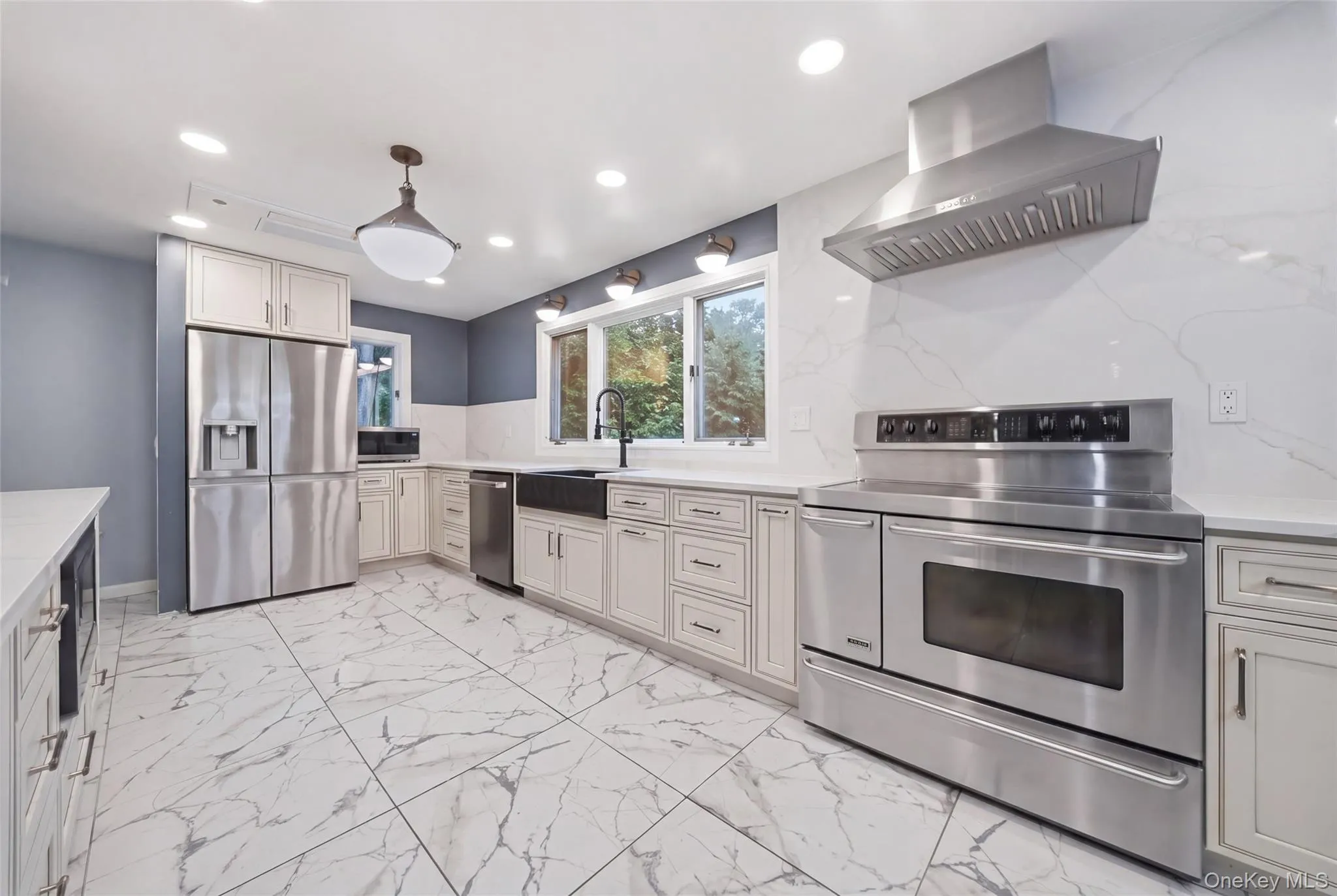 85 Nassau Drive, North Hempstead, NY, 5 Bedrooms Bedrooms, 10 Rooms Rooms,4 BathroomsBathrooms,Residential,For Rent,Nassau,0,1045680 85 Nassau Drive, North Hempstead, NY, 5 Bedrooms Bedrooms, 10 Rooms Rooms,4 BathroomsBathrooms,Residential,For Rent,Nassau,0,1045680