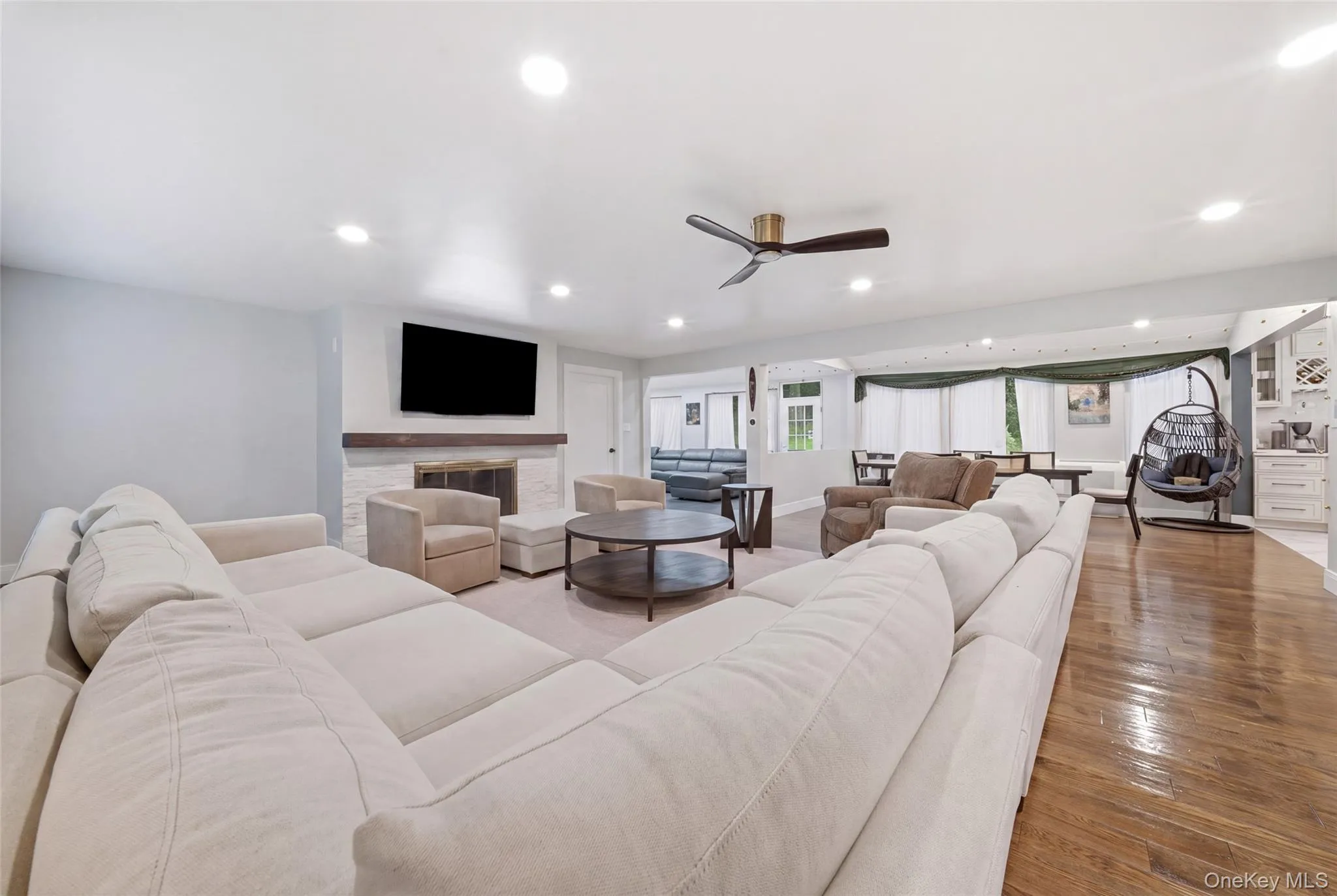 85 Nassau Drive, North Hempstead, NY, 5 Bedrooms Bedrooms, 10 Rooms Rooms,4 BathroomsBathrooms,Residential,For Rent,Nassau,0,1045680 85 Nassau Drive, North Hempstead, NY, 5 Bedrooms Bedrooms, 10 Rooms Rooms,4 BathroomsBathrooms,Residential,For Rent,Nassau,0,1045680