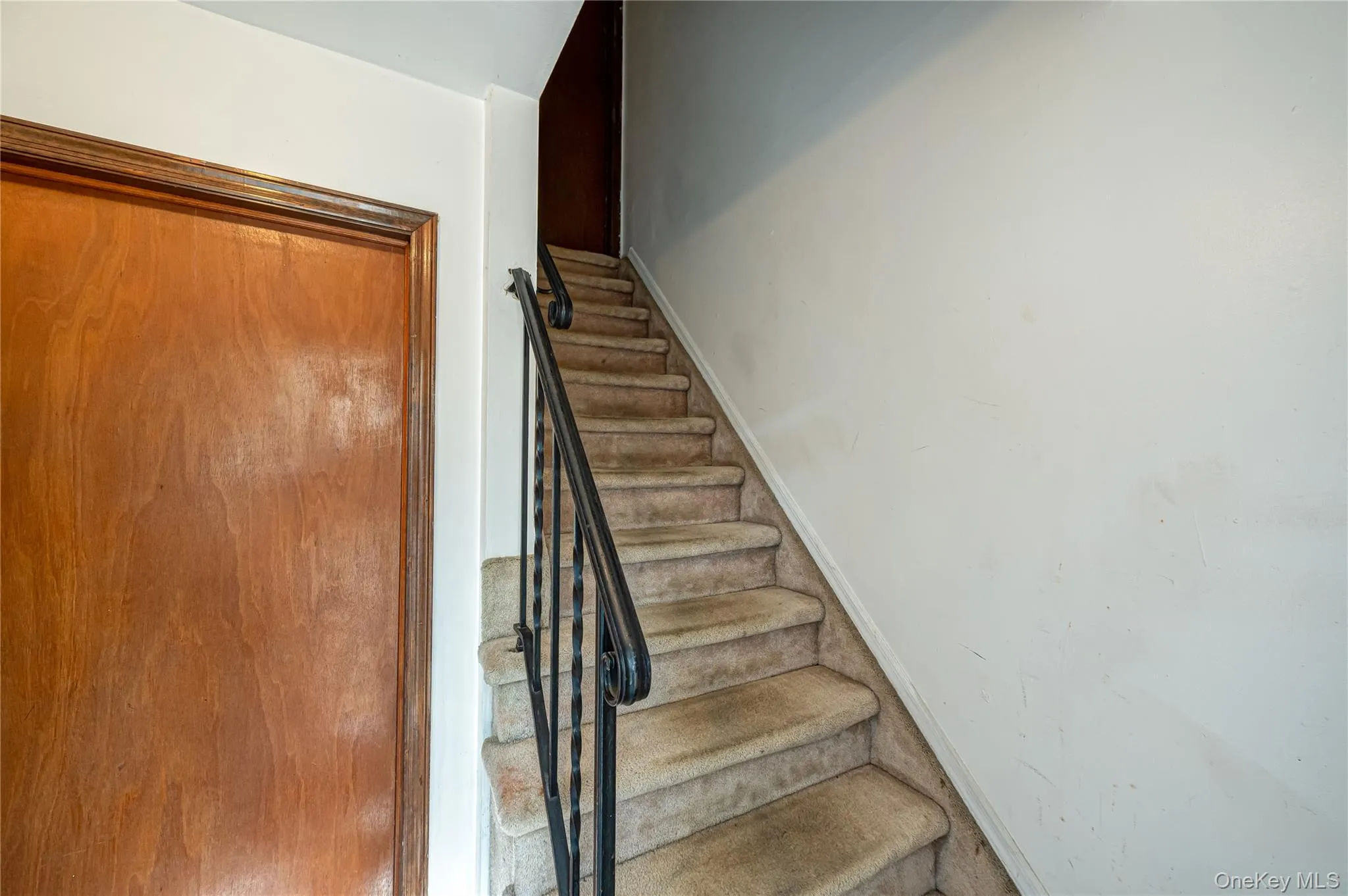 146 Carley Avenue, Huntington, NY, 6 Bedrooms Bedrooms, 11 Rooms Rooms,2 BathroomsBathrooms,Residential,For Rent,Carley,0,1045681 146 Carley Avenue, Huntington, NY, 6 Bedrooms Bedrooms, 11 Rooms Rooms,2 BathroomsBathrooms,Residential,For Rent,Carley,0,1045681