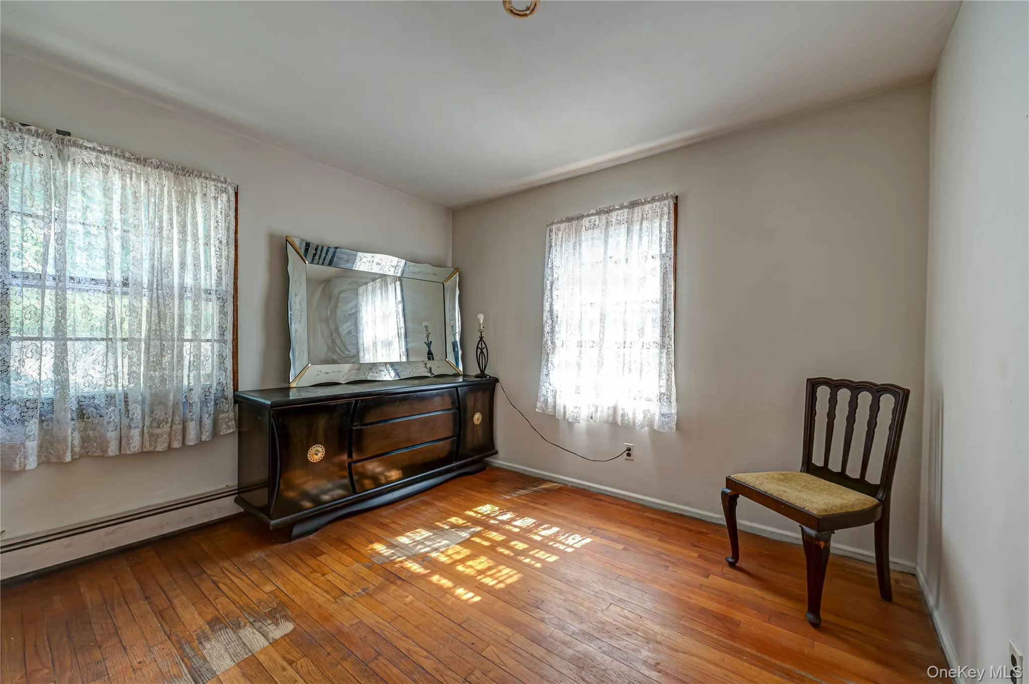 146 Carley Avenue, Huntington, NY, 6 Bedrooms Bedrooms, 11 Rooms Rooms,2 BathroomsBathrooms,Residential,For Rent,Carley,0,1045681 146 Carley Avenue, Huntington, NY, 6 Bedrooms Bedrooms, 11 Rooms Rooms,2 BathroomsBathrooms,Residential,For Rent,Carley,0,1045681