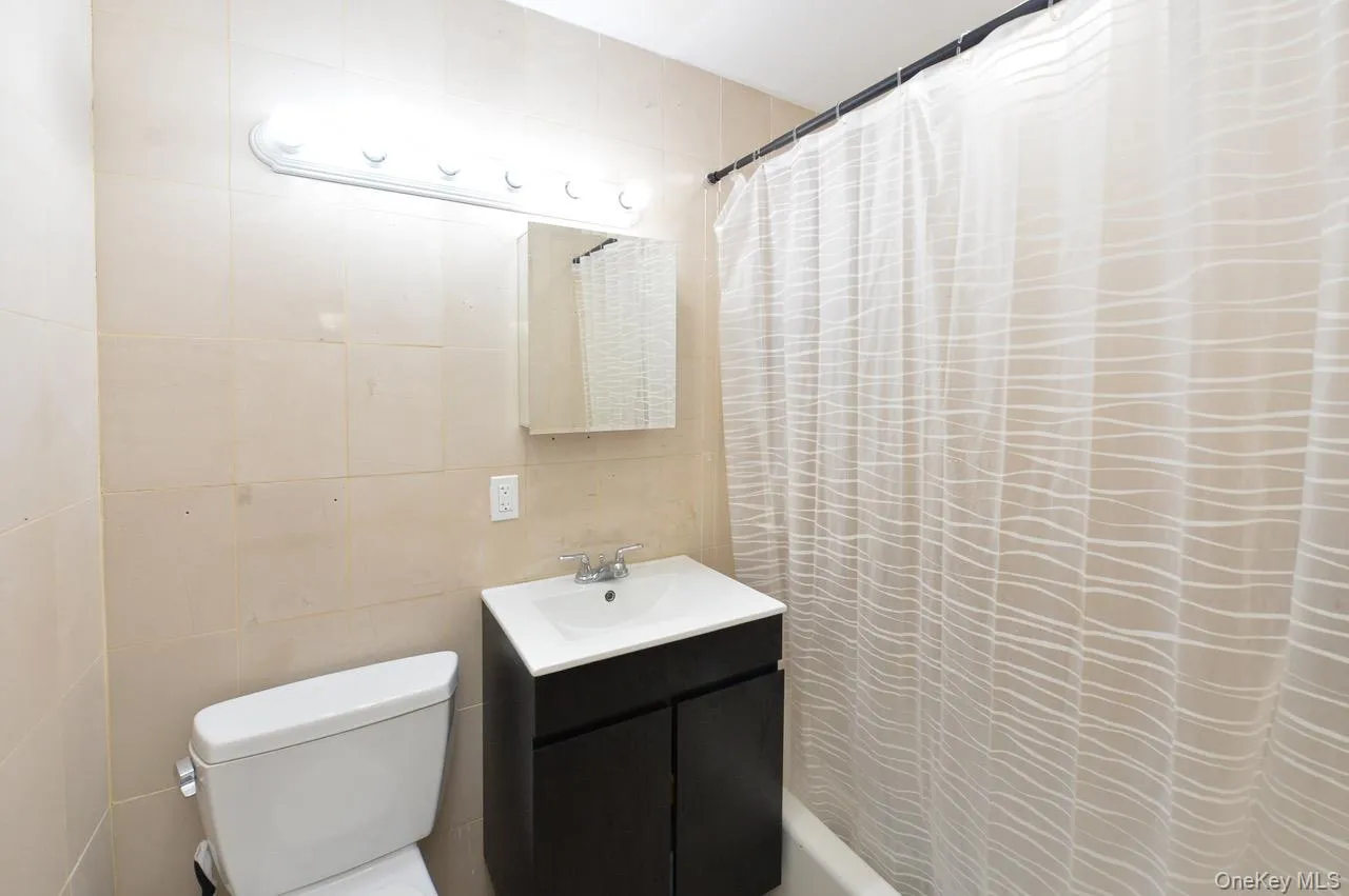232 Kearsing Parkway, Ramapo, NY, 2 Bedrooms Bedrooms, 5 Rooms Rooms,1 BathroomBathrooms,Residential,For Rent,Kearsing,0,1045682 232 Kearsing Parkway, Ramapo, NY, 2 Bedrooms Bedrooms, 5 Rooms Rooms,1 BathroomBathrooms,Residential,For Rent,Kearsing,0,1045682