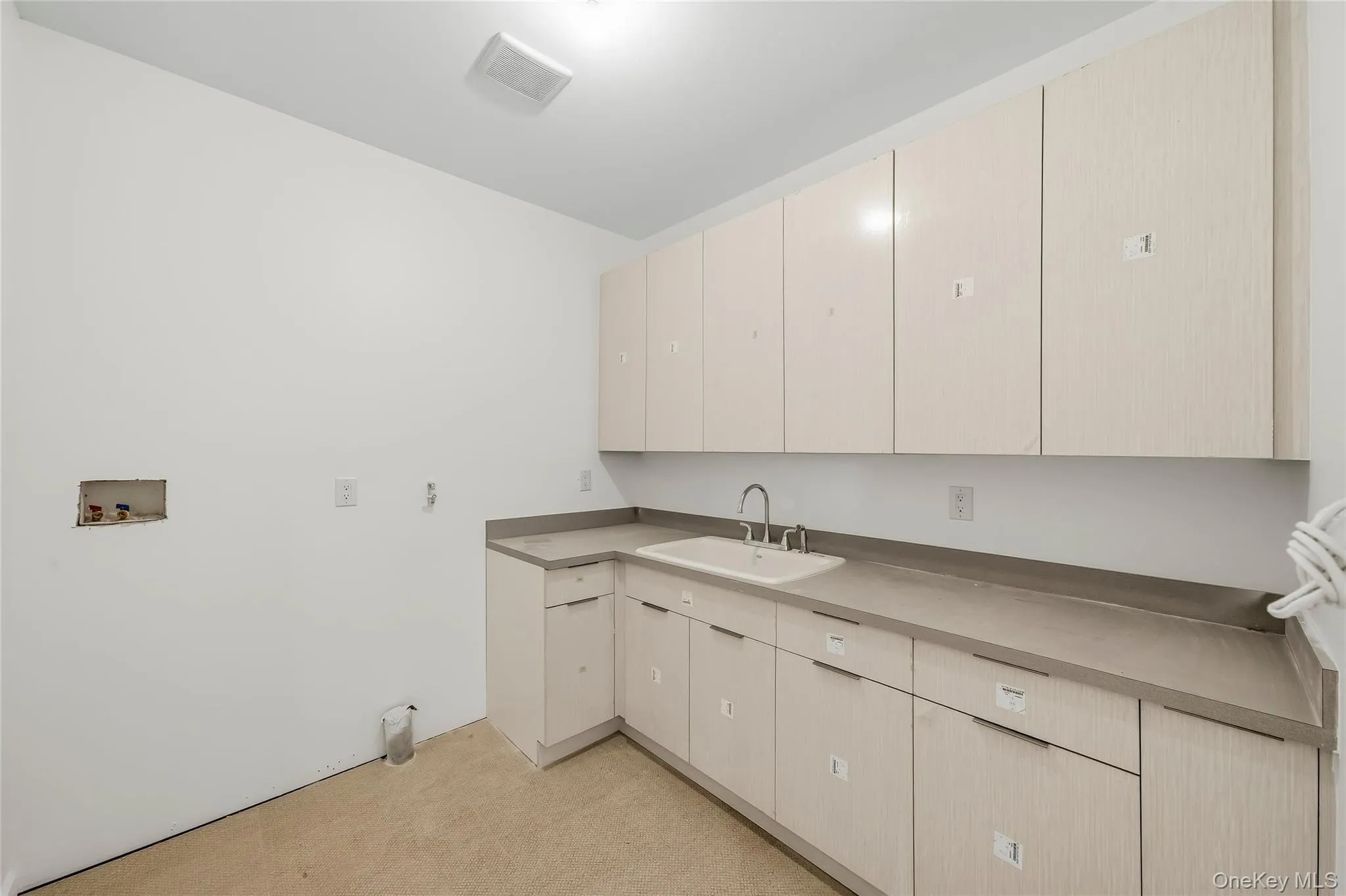 38 Van Arsdale Road, Monroe, NY, 4 Bedrooms Bedrooms, 8 Rooms Rooms,3 BathroomsBathrooms,Residential,For Rent,Van Arsdale,0,1045684 38 Van Arsdale Road, Monroe, NY, 4 Bedrooms Bedrooms, 8 Rooms Rooms,3 BathroomsBathrooms,Residential,For Rent,Van Arsdale,0,1045684