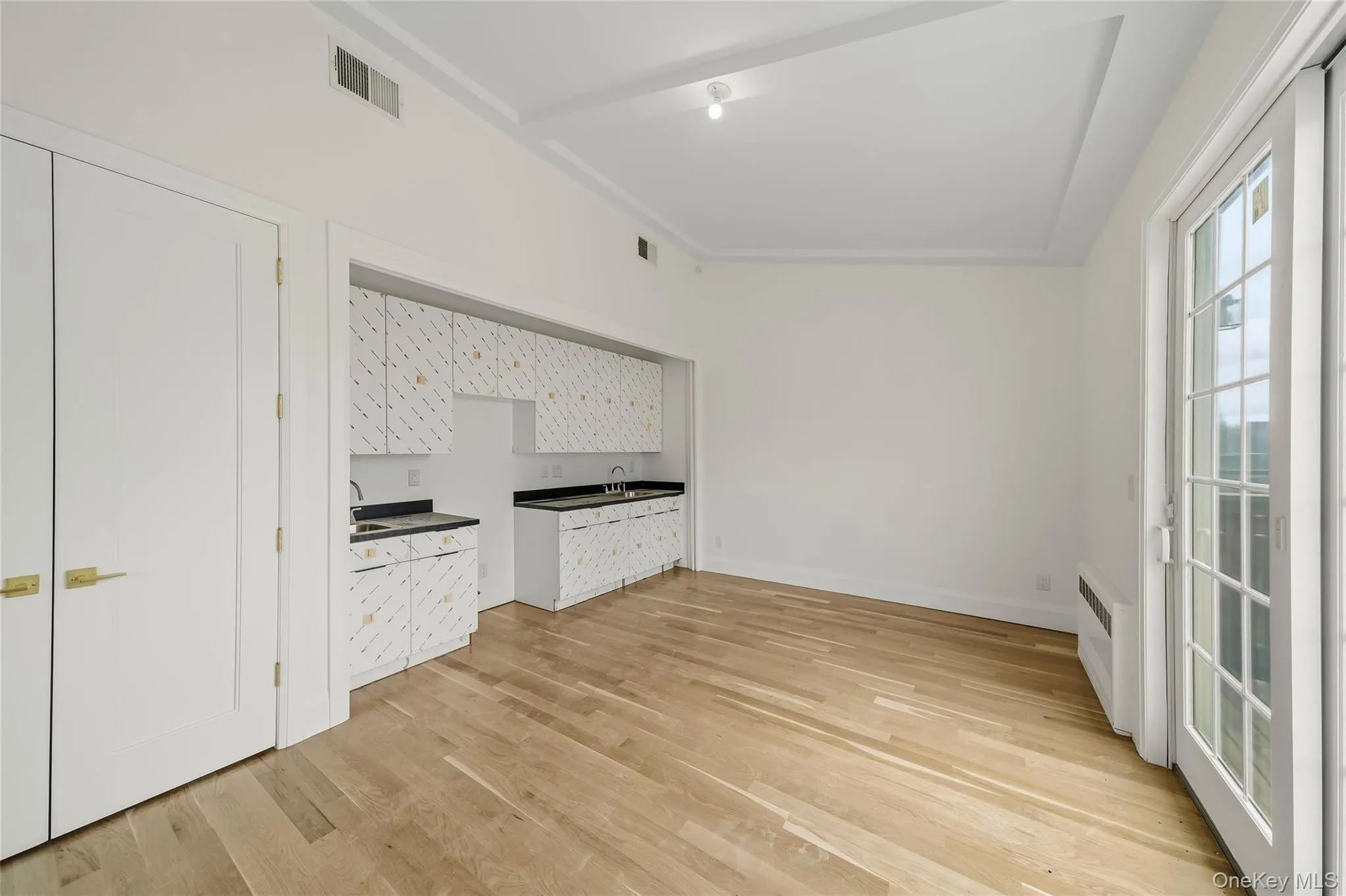 38 Van Arsdale Road, Monroe, NY, 4 Bedrooms Bedrooms, 8 Rooms Rooms,3 BathroomsBathrooms,Residential,For Rent,Van Arsdale,0,1045684 38 Van Arsdale Road, Monroe, NY, 4 Bedrooms Bedrooms, 8 Rooms Rooms,3 BathroomsBathrooms,Residential,For Rent,Van Arsdale,0,1045684