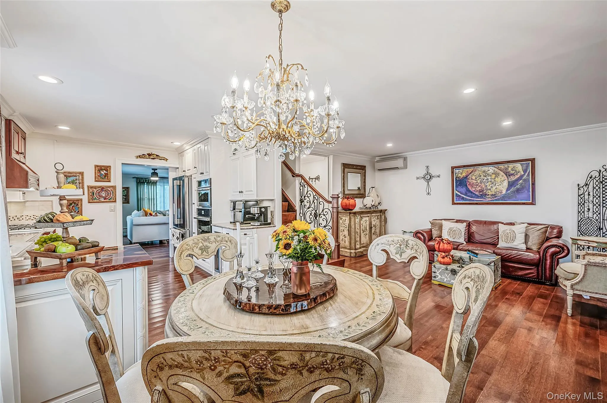 9 Perry Place, Babylon, NY, 3 Bedrooms Bedrooms, 7 Rooms Rooms,3 BathroomsBathrooms,Residential,For Rent,Perry,0,1045693 9 Perry Place, Babylon, NY, 3 Bedrooms Bedrooms, 7 Rooms Rooms,3 BathroomsBathrooms,Residential,For Rent,Perry,0,1045693