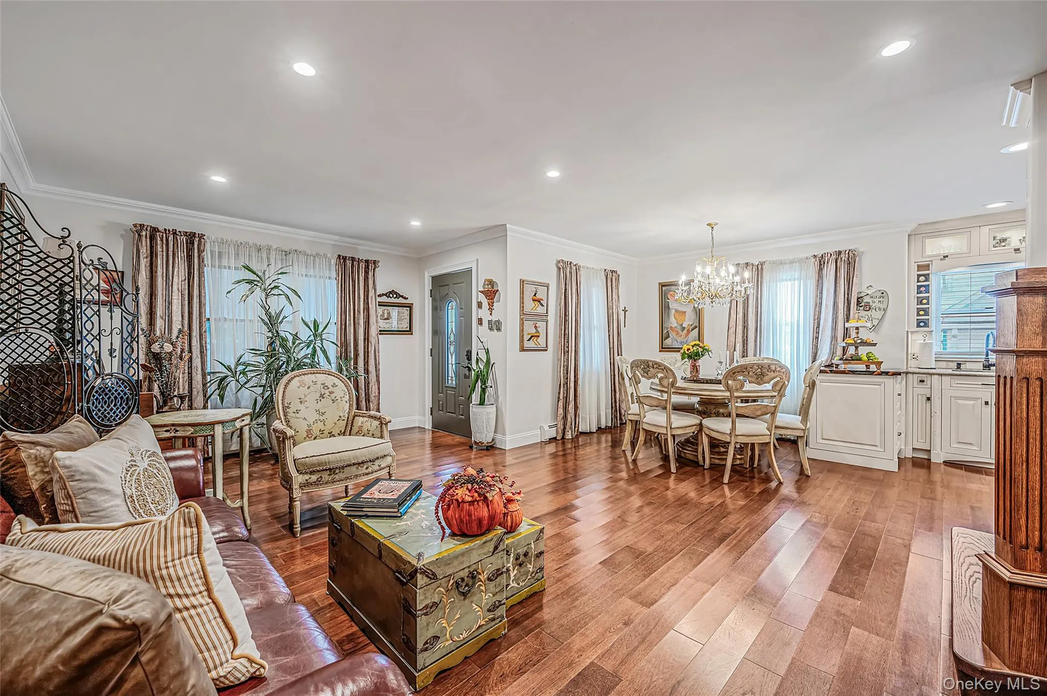 9 Perry Place, Babylon, NY, 3 Bedrooms Bedrooms, 7 Rooms Rooms,3 BathroomsBathrooms,Residential,For Rent,Perry,0,1045693 9 Perry Place, Babylon, NY, 3 Bedrooms Bedrooms, 7 Rooms Rooms,3 BathroomsBathrooms,Residential,For Rent,Perry,0,1045693