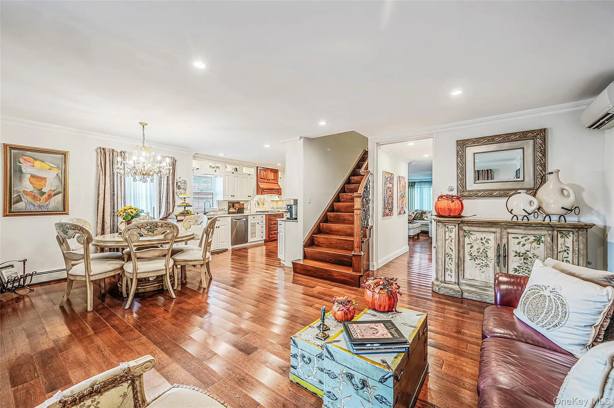 9 Perry Place, Babylon, NY, 3 Bedrooms Bedrooms, 7 Rooms Rooms,3 BathroomsBathrooms,Residential,For Rent,Perry,0,1045693 9 Perry Place, Babylon, NY, 3 Bedrooms Bedrooms, 7 Rooms Rooms,3 BathroomsBathrooms,Residential,For Rent,Perry,0,1045693
