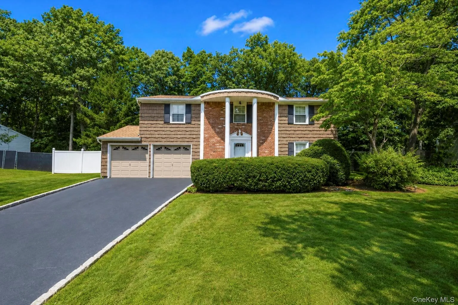 25 Hewes Street, Brookhaven, NY, 4 Bedrooms Bedrooms, 8 Rooms Rooms,2 BathroomsBathrooms,Residential Lease,For Rent,Hewes,0,1045694 25 Hewes Street, Brookhaven, NY, 4 Bedrooms Bedrooms, 8 Rooms Rooms,2 BathroomsBathrooms,Residential Lease,For Rent,Hewes,0,1045694