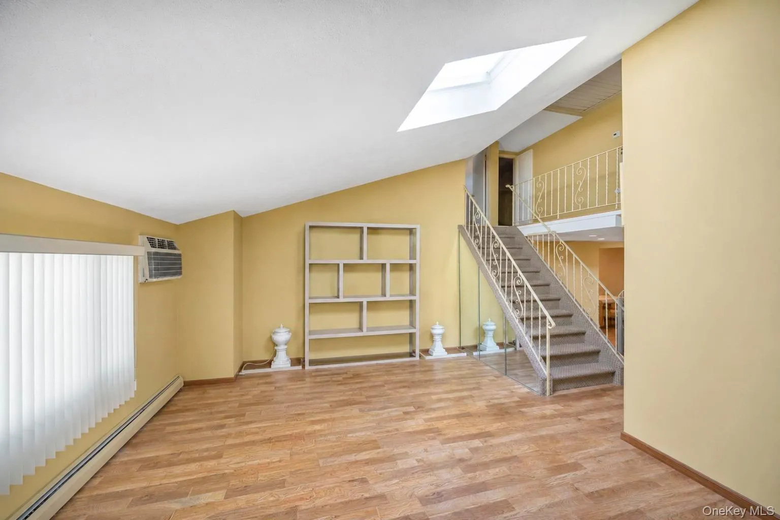 25 Hewes Street, Brookhaven, NY, 4 Bedrooms Bedrooms, 8 Rooms Rooms,2 BathroomsBathrooms,Residential Lease,For Rent,Hewes,0,1045694 25 Hewes Street, Brookhaven, NY, 4 Bedrooms Bedrooms, 8 Rooms Rooms,2 BathroomsBathrooms,Residential Lease,For Rent,Hewes,0,1045694