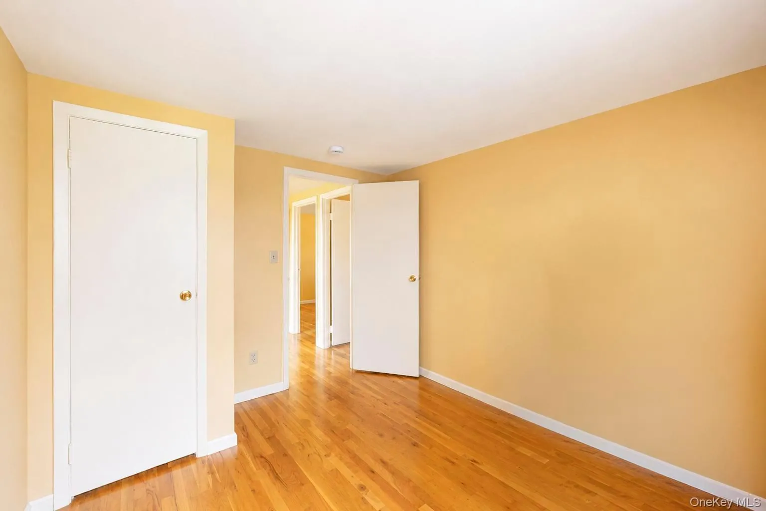 25 Hewes Street, Brookhaven, NY, 4 Bedrooms Bedrooms, 8 Rooms Rooms,2 BathroomsBathrooms,Residential Lease,For Rent,Hewes,0,1045694 25 Hewes Street, Brookhaven, NY, 4 Bedrooms Bedrooms, 8 Rooms Rooms,2 BathroomsBathrooms,Residential Lease,For Rent,Hewes,0,1045694