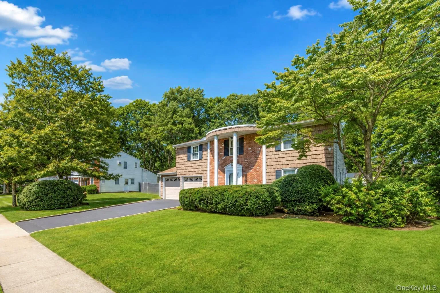 25 Hewes Street, Brookhaven, NY, 4 Bedrooms Bedrooms, 8 Rooms Rooms,2 BathroomsBathrooms,Residential Lease,For Rent,Hewes,0,1045694 25 Hewes Street, Brookhaven, NY, 4 Bedrooms Bedrooms, 8 Rooms Rooms,2 BathroomsBathrooms,Residential Lease,For Rent,Hewes,0,1045694