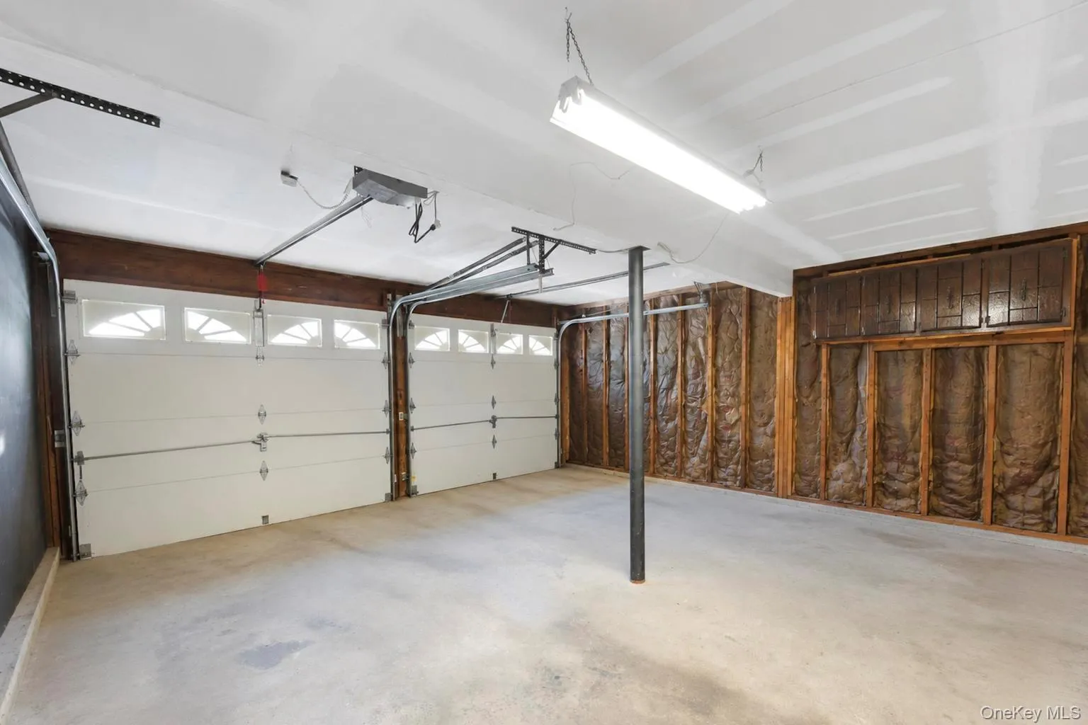 25 Hewes Street, Brookhaven, NY, 4 Bedrooms Bedrooms, 8 Rooms Rooms,2 BathroomsBathrooms,Residential Lease,For Rent,Hewes,0,1045694 25 Hewes Street, Brookhaven, NY, 4 Bedrooms Bedrooms, 8 Rooms Rooms,2 BathroomsBathrooms,Residential Lease,For Rent,Hewes,0,1045694