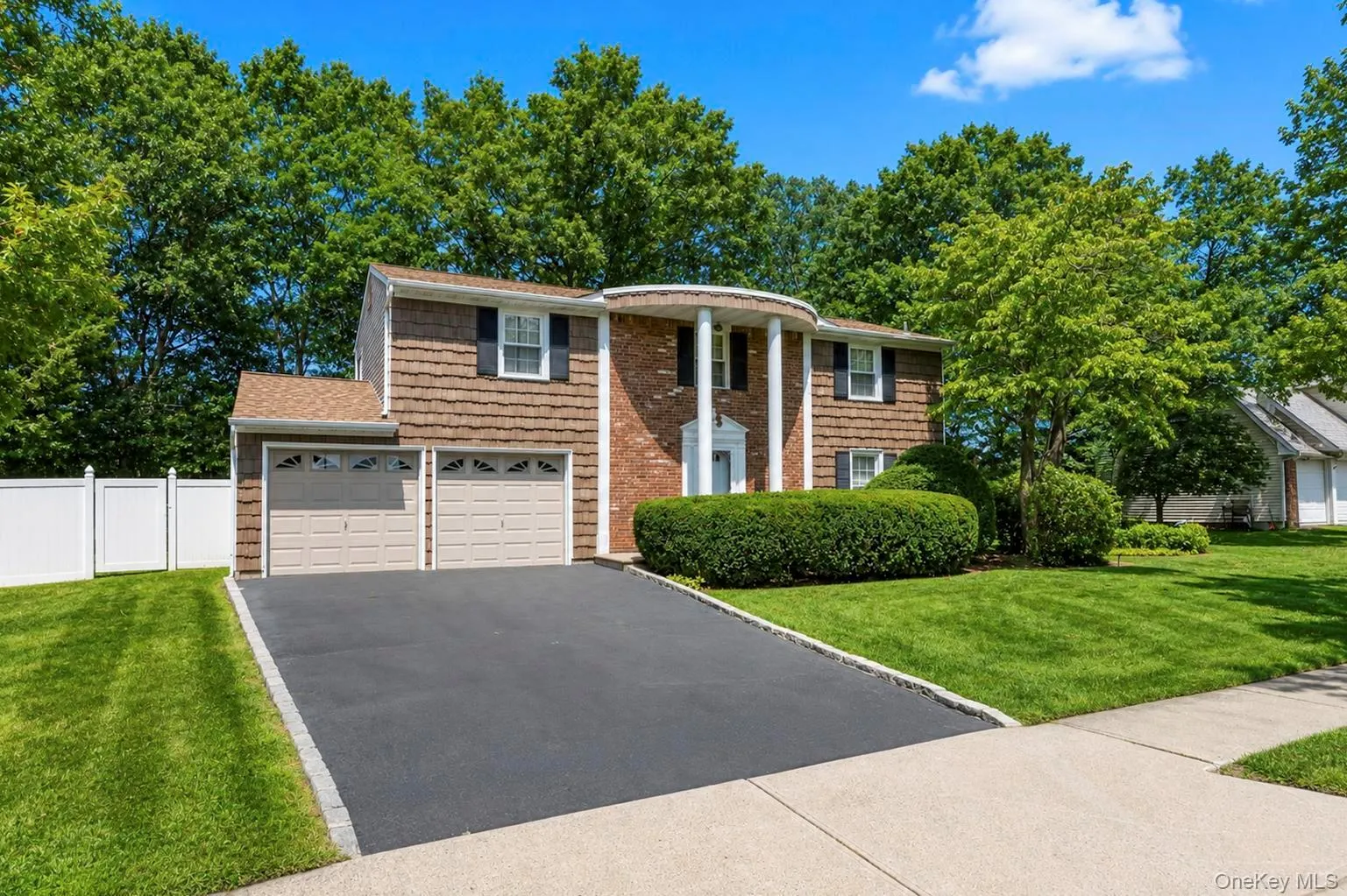 25 Hewes Street, Brookhaven, NY, 4 Bedrooms Bedrooms, 8 Rooms Rooms,2 BathroomsBathrooms,Residential Lease,For Rent,Hewes,0,1045694 25 Hewes Street, Brookhaven, NY, 4 Bedrooms Bedrooms, 8 Rooms Rooms,2 BathroomsBathrooms,Residential Lease,For Rent,Hewes,0,1045694
