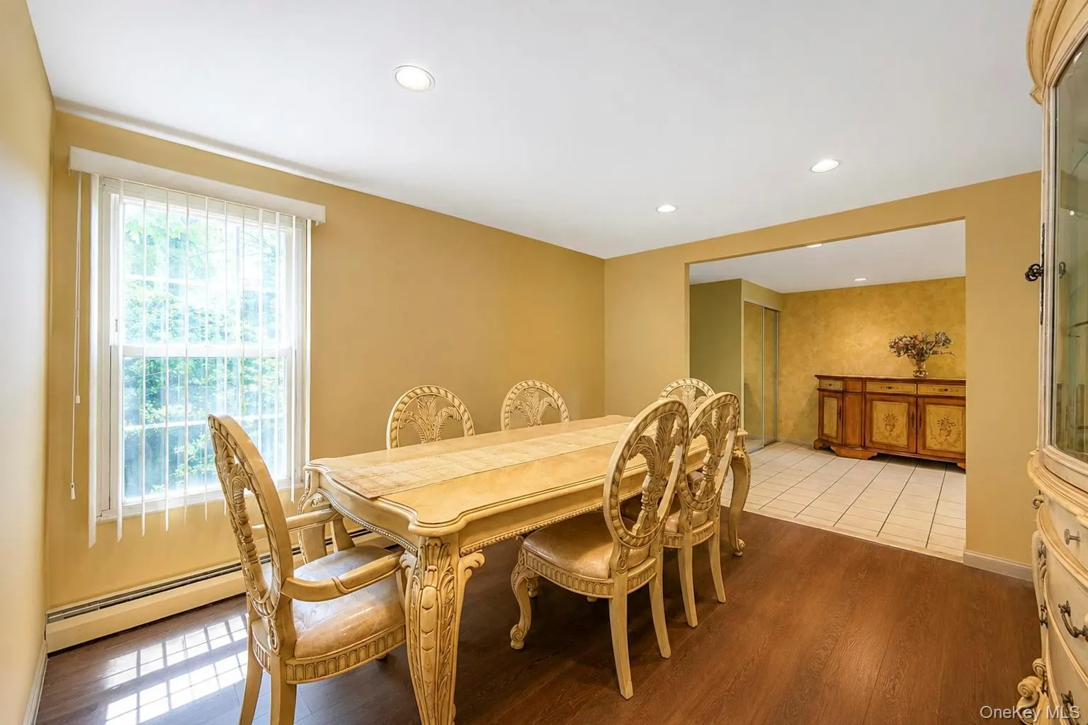 25 Hewes Street, Brookhaven, NY, 4 Bedrooms Bedrooms, 8 Rooms Rooms,2 BathroomsBathrooms,Residential Lease,For Rent,Hewes,0,1045694 25 Hewes Street, Brookhaven, NY, 4 Bedrooms Bedrooms, 8 Rooms Rooms,2 BathroomsBathrooms,Residential Lease,For Rent,Hewes,0,1045694
