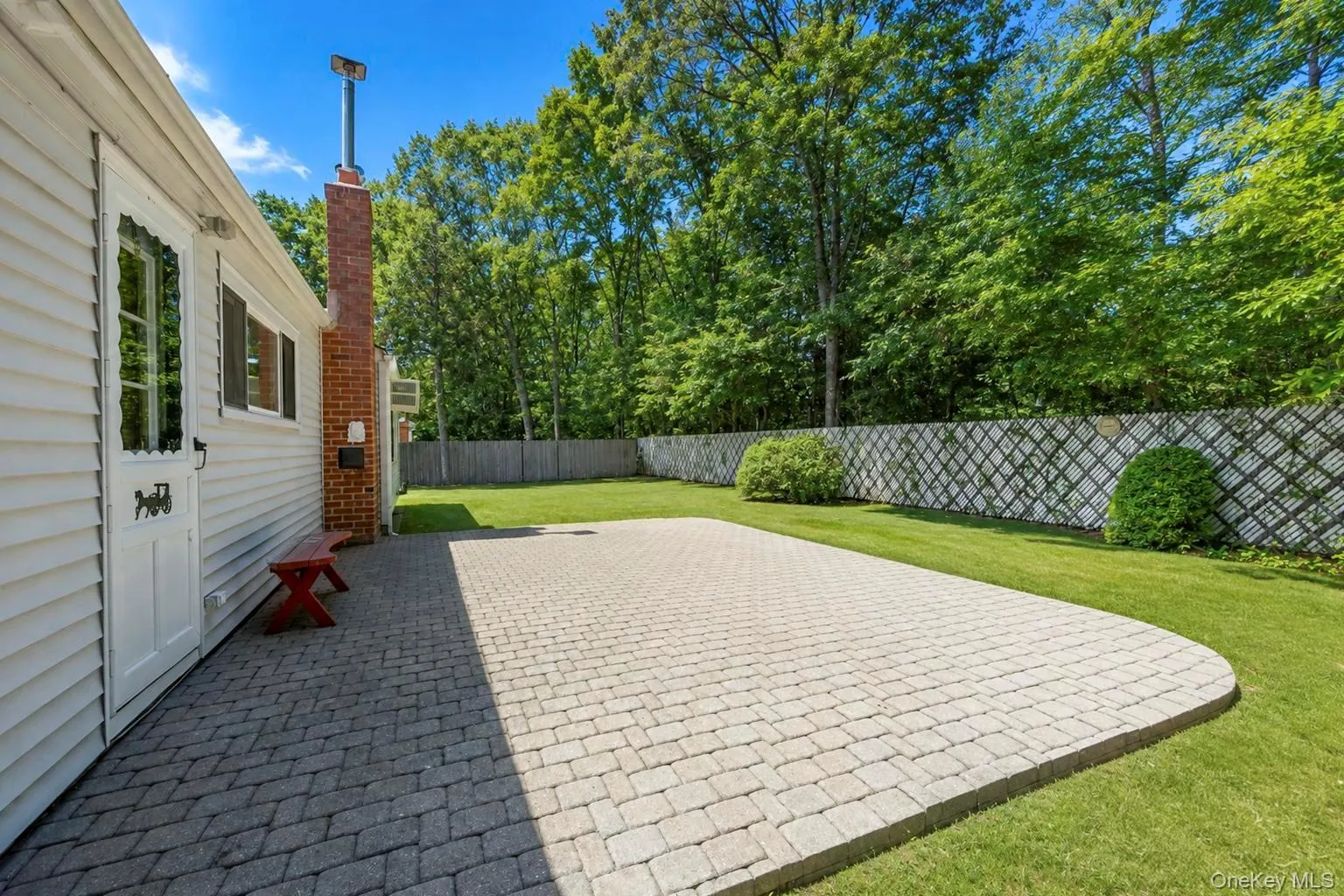25 Hewes Street, Brookhaven, NY, 4 Bedrooms Bedrooms, 8 Rooms Rooms,2 BathroomsBathrooms,Residential Lease,For Rent,Hewes,0,1045694 25 Hewes Street, Brookhaven, NY, 4 Bedrooms Bedrooms, 8 Rooms Rooms,2 BathroomsBathrooms,Residential Lease,For Rent,Hewes,0,1045694
