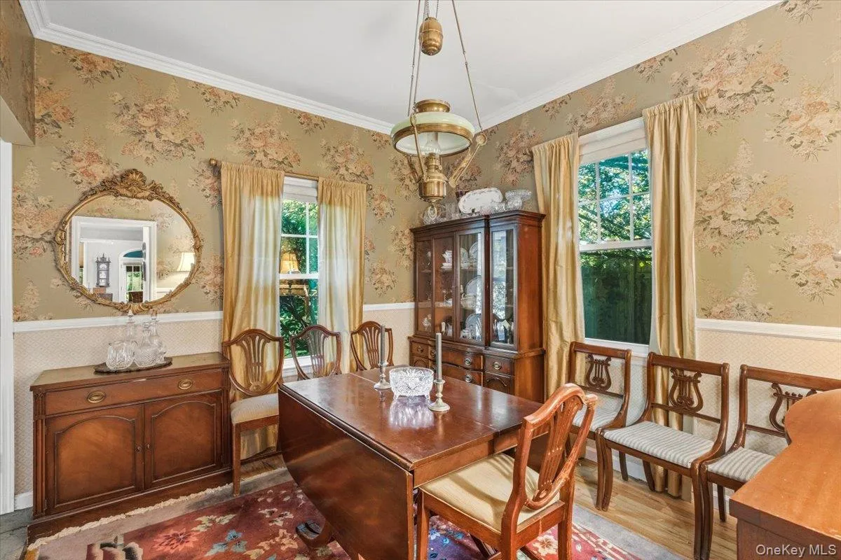 16 Stuart Avenue, Babylon, NY, 3 Bedrooms Bedrooms, 10 Rooms Rooms,3 BathroomsBathrooms,Residential,For Rent,Stuart,0,1045695 16 Stuart Avenue, Babylon, NY, 3 Bedrooms Bedrooms, 10 Rooms Rooms,3 BathroomsBathrooms,Residential,For Rent,Stuart,0,1045695