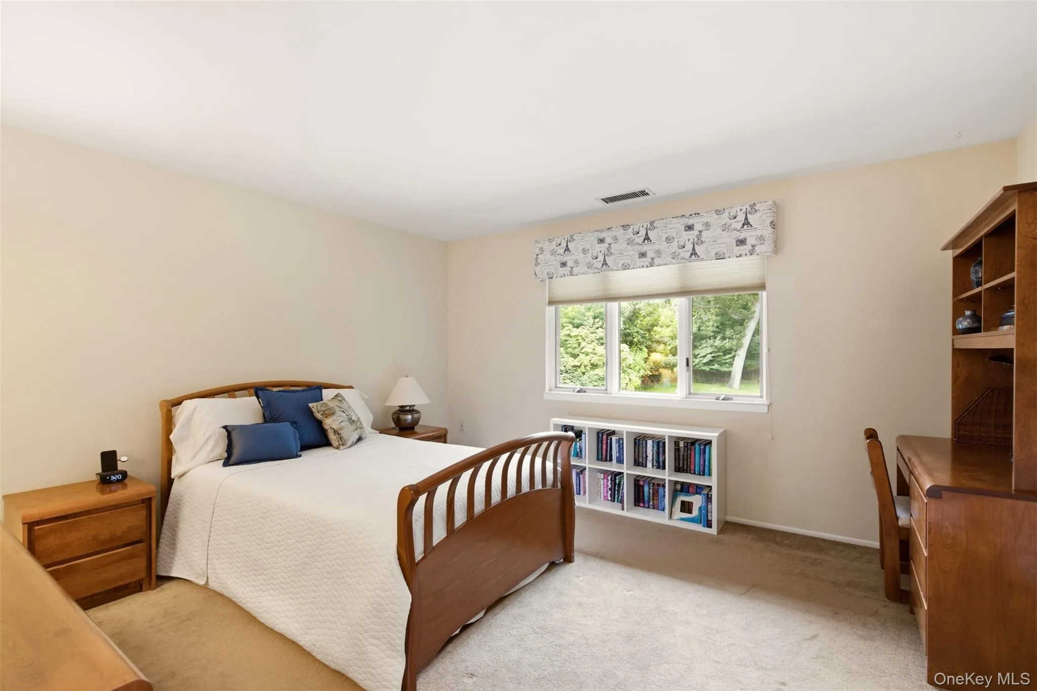 6 Target Rock Drive, Huntington, NY, 5 Bedrooms Bedrooms, 11 Rooms Rooms,3 BathroomsBathrooms,Residential,For Rent,Target Rock,0,1045696 6 Target Rock Drive, Huntington, NY, 5 Bedrooms Bedrooms, 11 Rooms Rooms,3 BathroomsBathrooms,Residential,For Rent,Target Rock,0,1045696