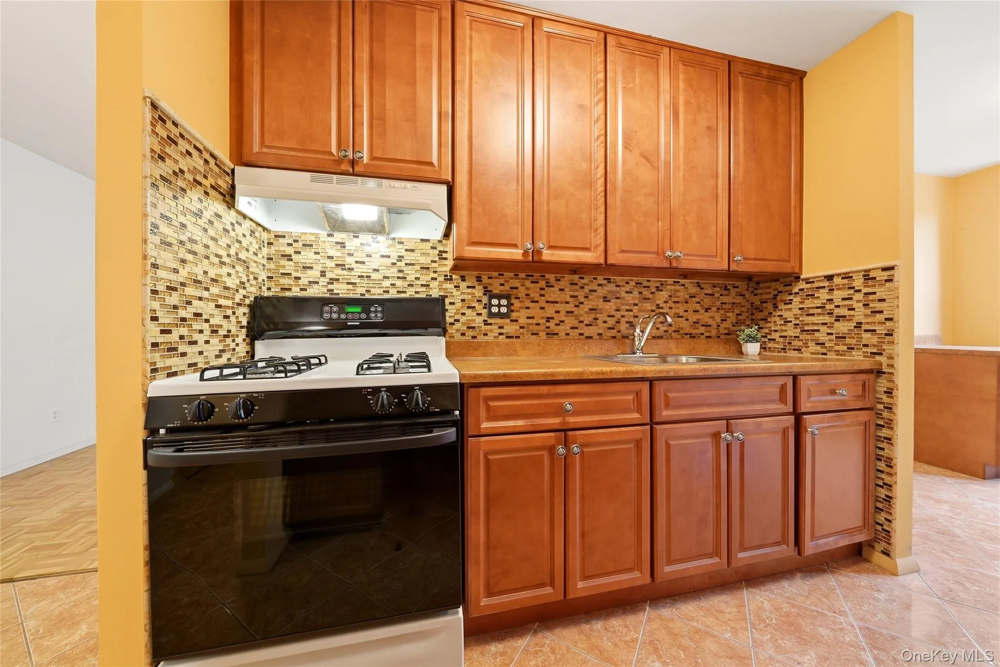 1874 Pelham Pkway S, New York, NY, 1 Bedroom Bedrooms, 4 Rooms Rooms,1 BathroomBathrooms,Residential,For Rent,Pelham Pkway S,0,1045700 1874 Pelham Pkway S, New York, NY, 1 Bedroom Bedrooms, 4 Rooms Rooms,1 BathroomBathrooms,Residential,For Rent,Pelham Pkway S,0,1045700