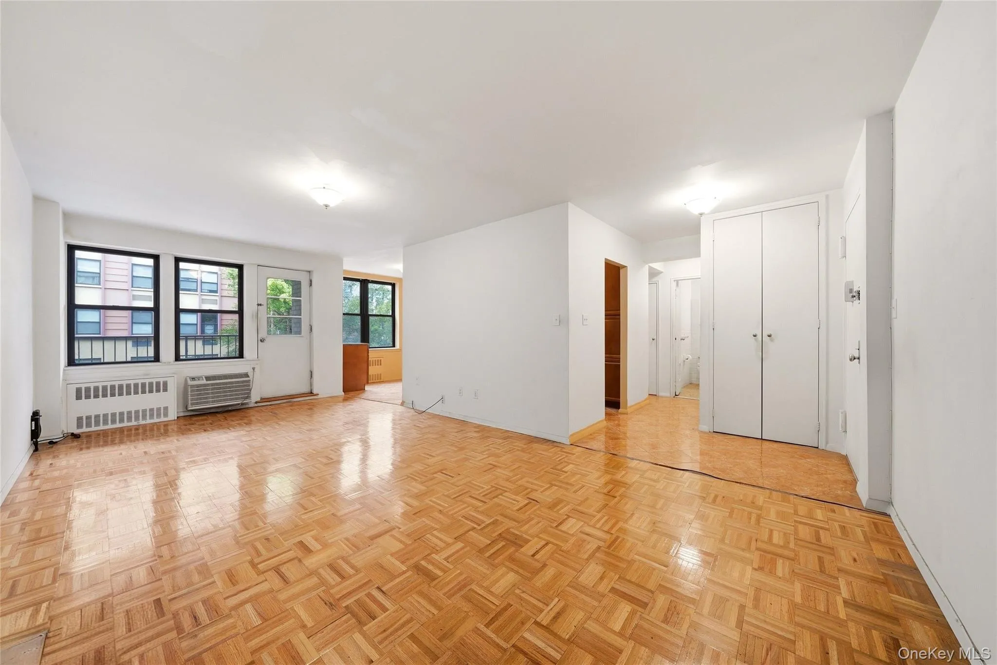 1874 Pelham Pkway S, New York, NY, 1 Bedroom Bedrooms, 4 Rooms Rooms,1 BathroomBathrooms,Residential,For Rent,Pelham Pkway S,0,1045700 1874 Pelham Pkway S, New York, NY, 1 Bedroom Bedrooms, 4 Rooms Rooms,1 BathroomBathrooms,Residential,For Rent,Pelham Pkway S,0,1045700