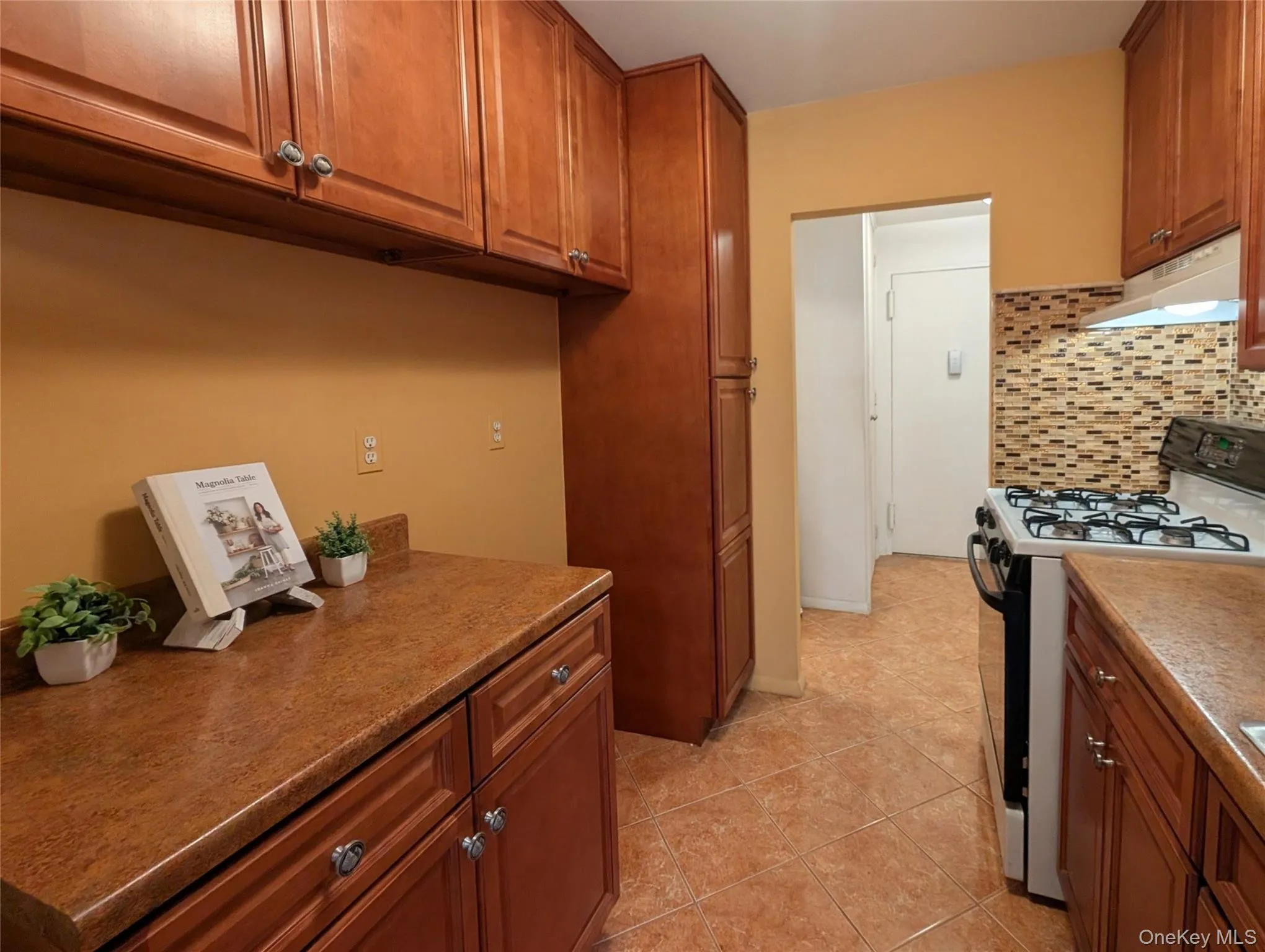 1874 Pelham Pkway S, New York, NY, 1 Bedroom Bedrooms, 4 Rooms Rooms,1 BathroomBathrooms,Residential,For Rent,Pelham Pkway S,0,1045700 1874 Pelham Pkway S, New York, NY, 1 Bedroom Bedrooms, 4 Rooms Rooms,1 BathroomBathrooms,Residential,For Rent,Pelham Pkway S,0,1045700