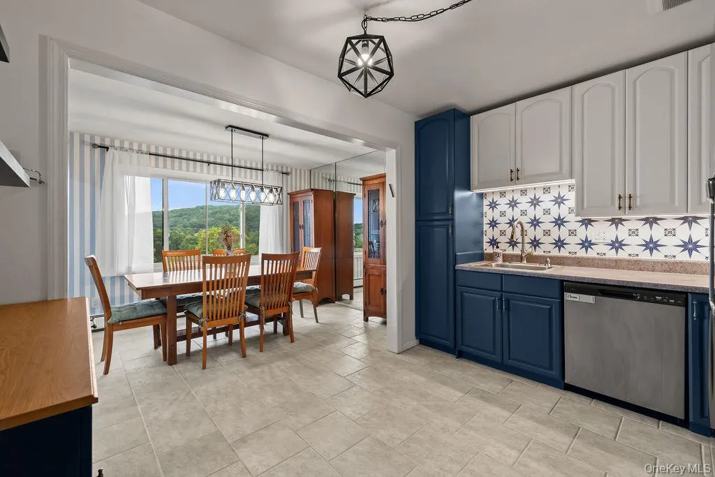 249 Country Club Lane, Haverstraw, NY, 2 Bedrooms Bedrooms, 5 Rooms Rooms,2 BathroomsBathrooms,Residential,For Rent,Country Club,0,1045701 249 Country Club Lane, Haverstraw, NY, 2 Bedrooms Bedrooms, 5 Rooms Rooms,2 BathroomsBathrooms,Residential,For Rent,Country Club,0,1045701