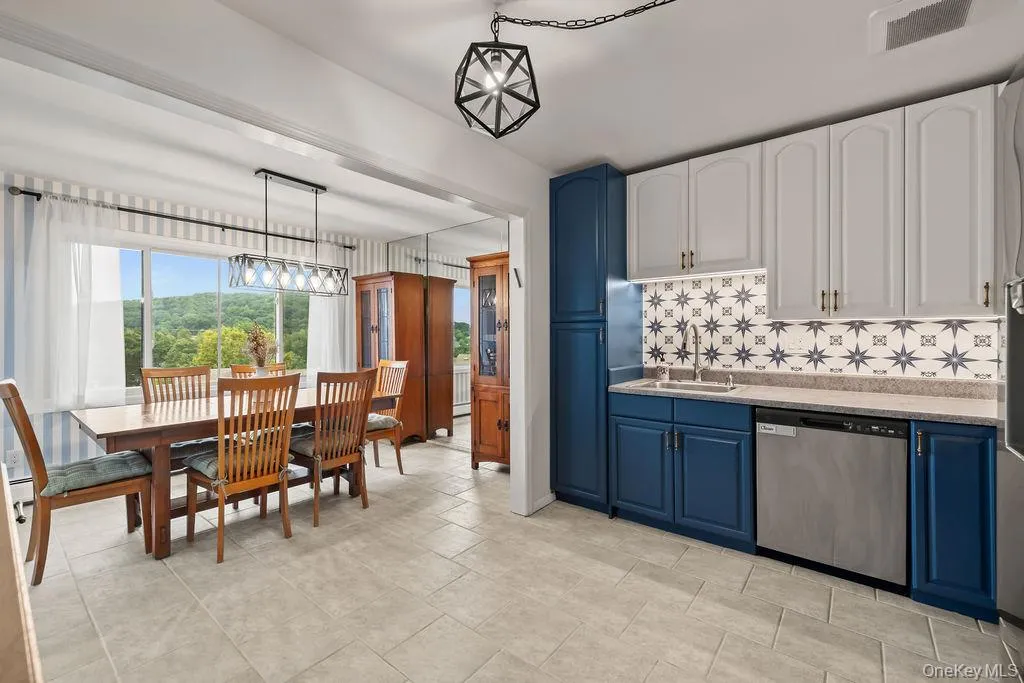 249 Country Club Lane, Haverstraw, NY, 2 Bedrooms Bedrooms, 5 Rooms Rooms,2 BathroomsBathrooms,Residential,For Rent,Country Club,0,1045701 249 Country Club Lane, Haverstraw, NY, 2 Bedrooms Bedrooms, 5 Rooms Rooms,2 BathroomsBathrooms,Residential,For Rent,Country Club,0,1045701