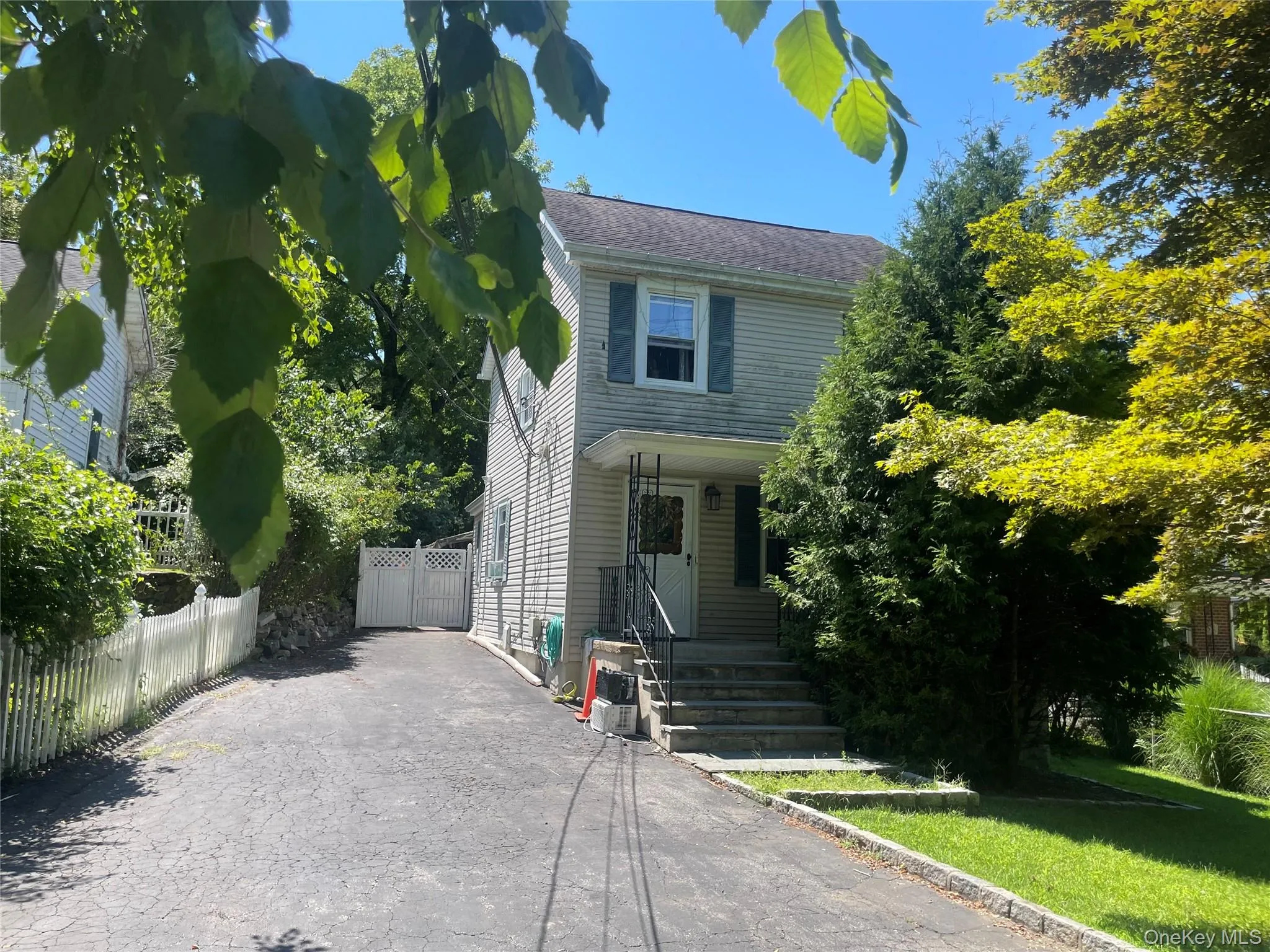 16 Taxter Road, Greenburgh, NY, 3 Bedrooms Bedrooms, 6 Rooms Rooms,1 BathroomBathrooms,Residential Lease,For Rent,Taxter,0,1045704 16 Taxter Road, Greenburgh, NY, 3 Bedrooms Bedrooms, 6 Rooms Rooms,1 BathroomBathrooms,Residential Lease,For Rent,Taxter,0,1045704
