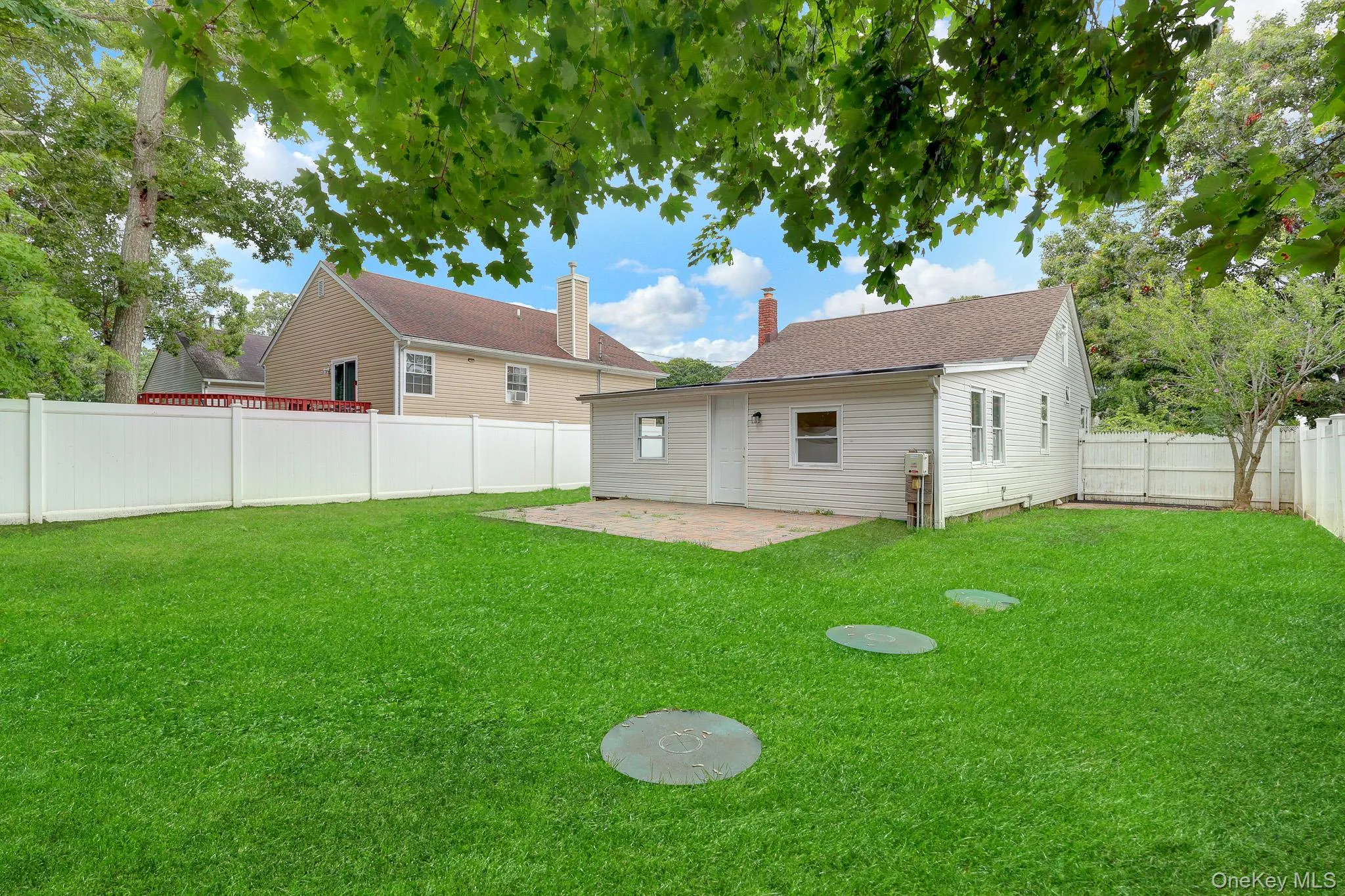 386 Tallwood Drive, Brookhaven, NY, 2 Bedrooms Bedrooms, 6 Rooms Rooms,1 BathroomBathrooms,Residential,For Rent,Tallwood,0,1045707 386 Tallwood Drive, Brookhaven, NY, 2 Bedrooms Bedrooms, 6 Rooms Rooms,1 BathroomBathrooms,Residential,For Rent,Tallwood,0,1045707