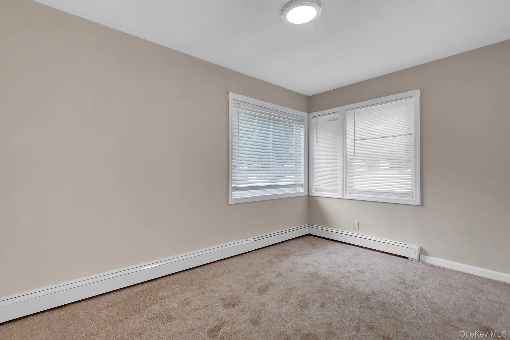 386 Tallwood Drive, Brookhaven, NY, 2 Bedrooms Bedrooms, 6 Rooms Rooms,1 BathroomBathrooms,Residential,For Rent,Tallwood,0,1045707 386 Tallwood Drive, Brookhaven, NY, 2 Bedrooms Bedrooms, 6 Rooms Rooms,1 BathroomBathrooms,Residential,For Rent,Tallwood,0,1045707