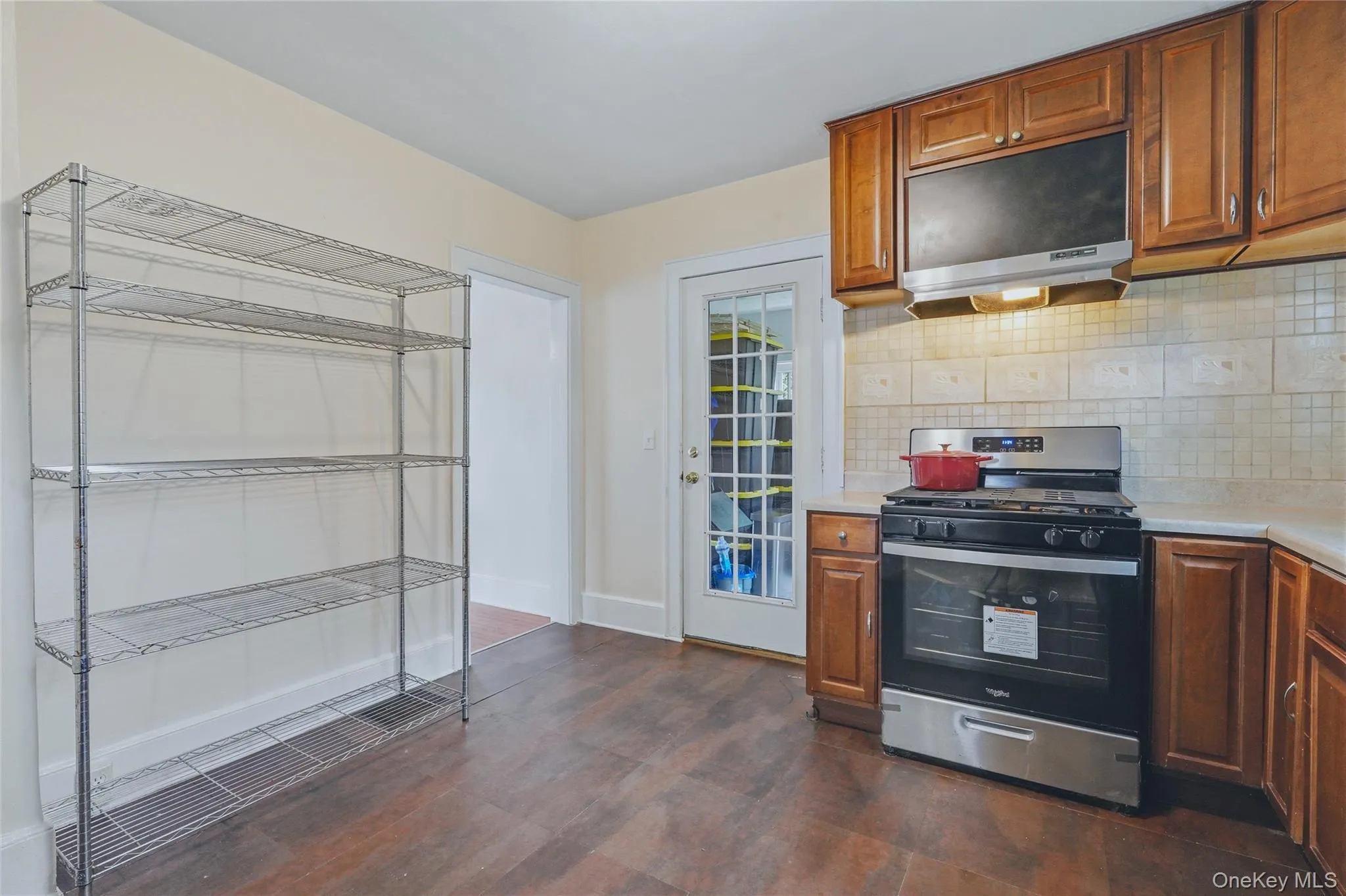 41 Irwin Avenue, Middletown, NY, 3 Bedrooms Bedrooms, 5 Rooms Rooms,1 BathroomBathrooms,Residential,For Rent,Irwin,0,1045708 41 Irwin Avenue, Middletown, NY, 3 Bedrooms Bedrooms, 5 Rooms Rooms,1 BathroomBathrooms,Residential,For Rent,Irwin,0,1045708