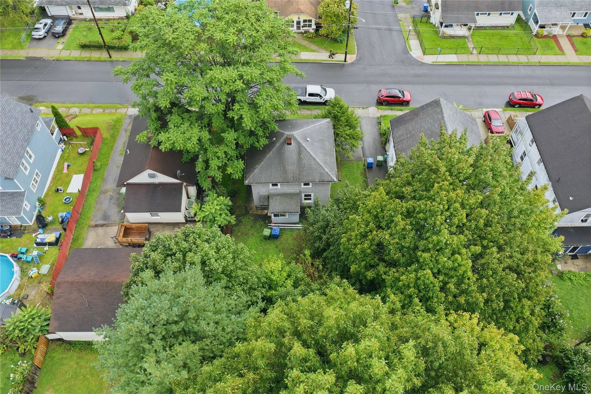 41 Irwin Avenue, Middletown, NY, 3 Bedrooms Bedrooms, 5 Rooms Rooms,1 BathroomBathrooms,Residential,For Rent,Irwin,0,1045708 41 Irwin Avenue, Middletown, NY, 3 Bedrooms Bedrooms, 5 Rooms Rooms,1 BathroomBathrooms,Residential,For Rent,Irwin,0,1045708
