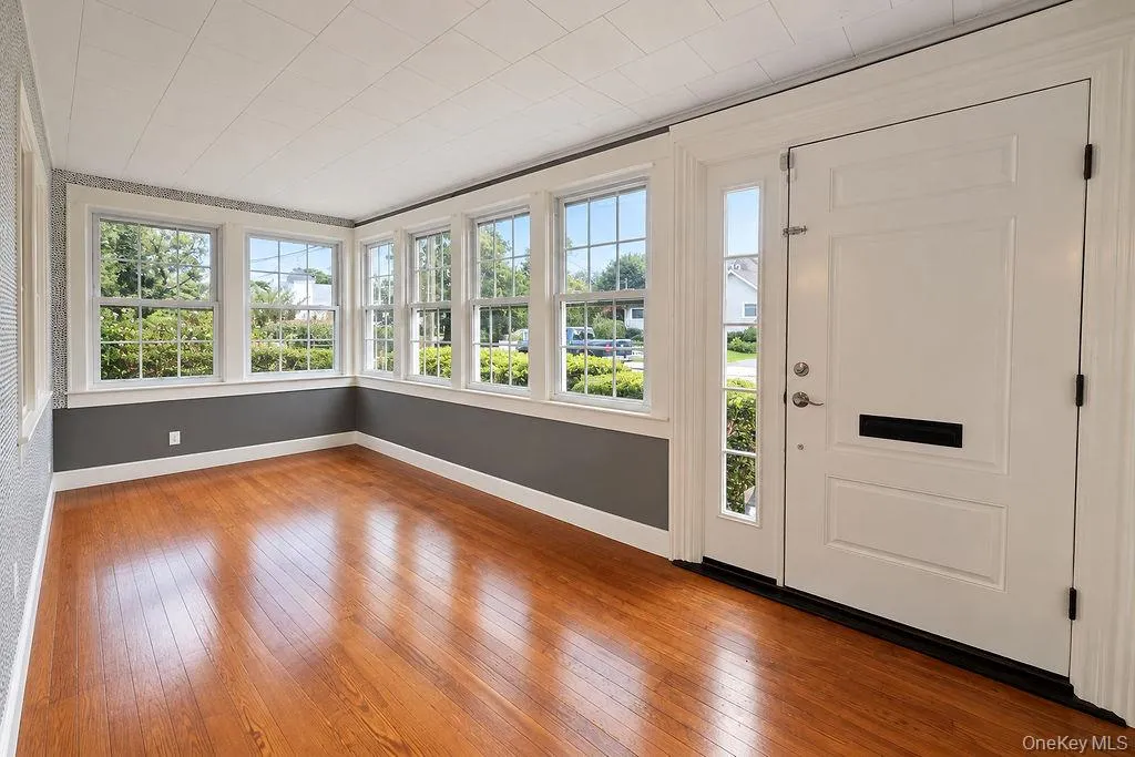 314 Ocean Avenue, Hempstead, NY, 5 Bedrooms Bedrooms, 8 Rooms Rooms,2 BathroomsBathrooms,Residential,For Rent,Ocean,0,1045709 314 Ocean Avenue, Hempstead, NY, 5 Bedrooms Bedrooms, 8 Rooms Rooms,2 BathroomsBathrooms,Residential,For Rent,Ocean,0,1045709