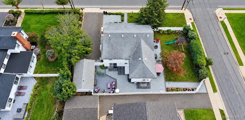 314 Ocean Avenue, Hempstead, NY, 5 Bedrooms Bedrooms, 8 Rooms Rooms,2 BathroomsBathrooms,Residential,For Rent,Ocean,0,1045709 314 Ocean Avenue, Hempstead, NY, 5 Bedrooms Bedrooms, 8 Rooms Rooms,2 BathroomsBathrooms,Residential,For Rent,Ocean,0,1045709