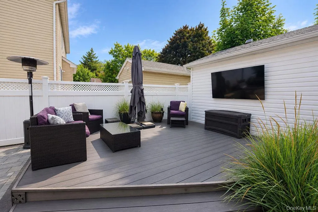 314 Ocean Avenue, Hempstead, NY, 5 Bedrooms Bedrooms, 8 Rooms Rooms,2 BathroomsBathrooms,Residential,For Rent,Ocean,0,1045709 314 Ocean Avenue, Hempstead, NY, 5 Bedrooms Bedrooms, 8 Rooms Rooms,2 BathroomsBathrooms,Residential,For Rent,Ocean,0,1045709