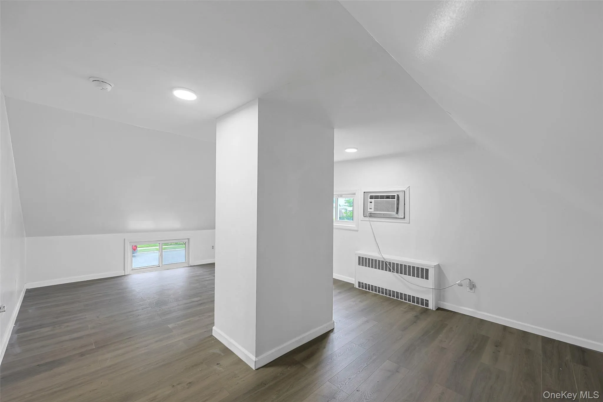 82 Lantern Road, Oyster Bay, NY, 4 Bedrooms Bedrooms, 8 Rooms Rooms,1 BathroomBathrooms,Residential,For Rent,Lantern,0,1045710 82 Lantern Road, Oyster Bay, NY, 4 Bedrooms Bedrooms, 8 Rooms Rooms,1 BathroomBathrooms,Residential,For Rent,Lantern,0,1045710