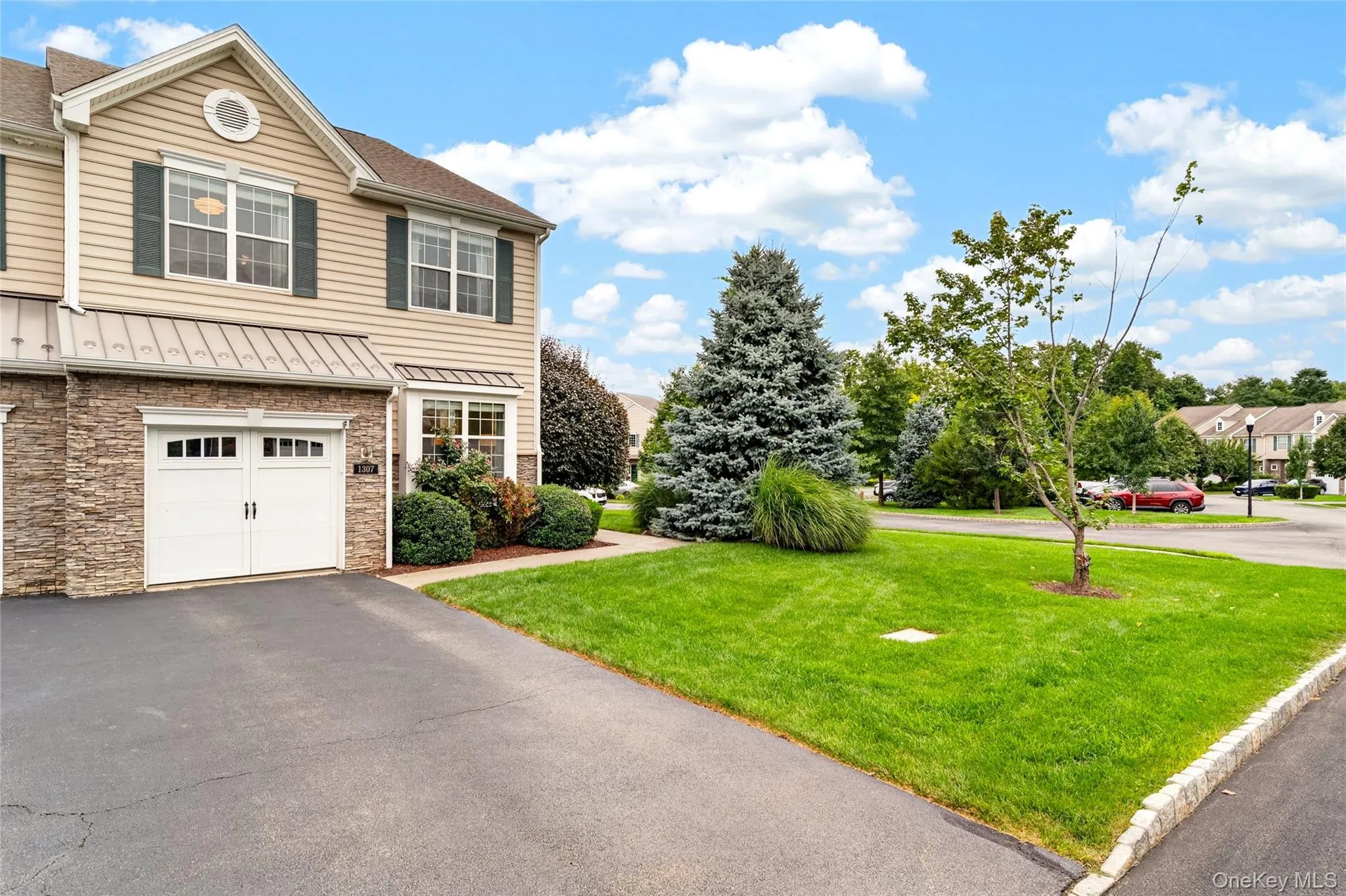 1307 Glastonbury Lane, Fishkill, NY, 3 Bedrooms Bedrooms, 8 Rooms Rooms,2 BathroomsBathrooms,Residential,For Rent,Glastonbury,0,1045711 1307 Glastonbury Lane, Fishkill, NY, 3 Bedrooms Bedrooms, 8 Rooms Rooms,2 BathroomsBathrooms,Residential,For Rent,Glastonbury,0,1045711