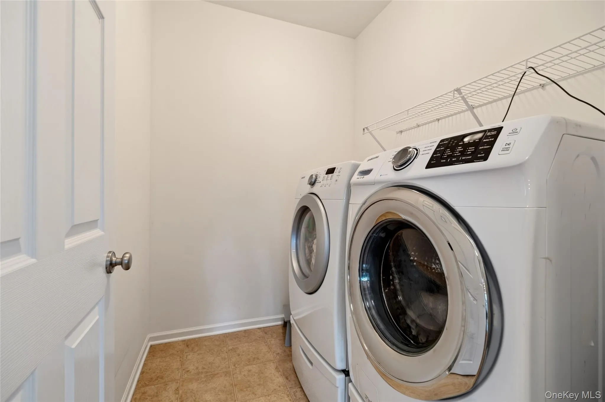 1307 Glastonbury Lane, Fishkill, NY, 3 Bedrooms Bedrooms, 8 Rooms Rooms,2 BathroomsBathrooms,Residential,For Rent,Glastonbury,0,1045711 1307 Glastonbury Lane, Fishkill, NY, 3 Bedrooms Bedrooms, 8 Rooms Rooms,2 BathroomsBathrooms,Residential,For Rent,Glastonbury,0,1045711