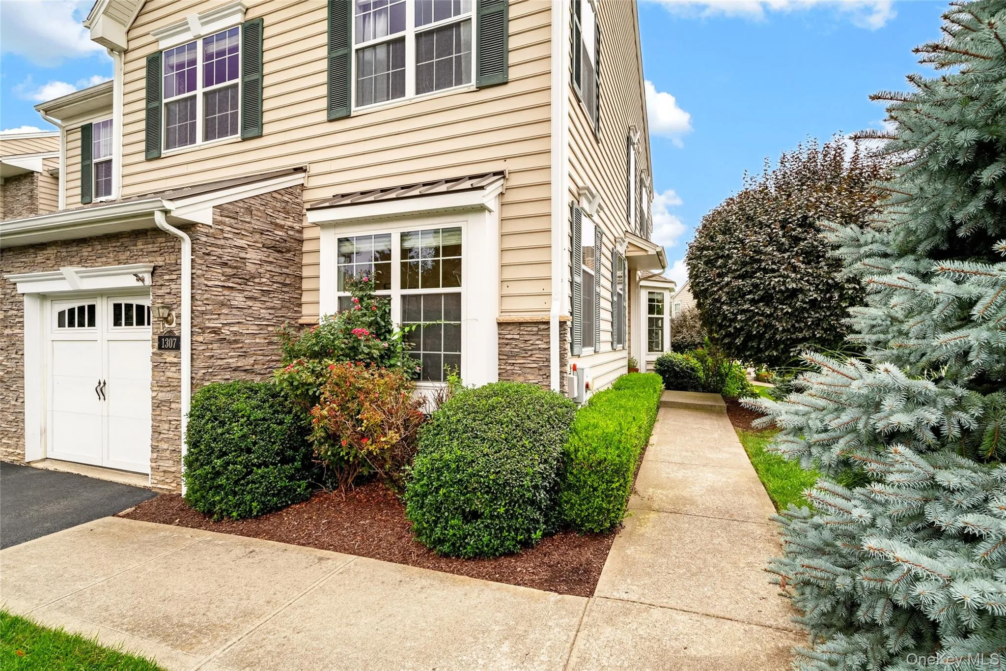 1307 Glastonbury Lane, Fishkill, NY, 3 Bedrooms Bedrooms, 8 Rooms Rooms,2 BathroomsBathrooms,Residential,For Rent,Glastonbury,0,1045711 1307 Glastonbury Lane, Fishkill, NY, 3 Bedrooms Bedrooms, 8 Rooms Rooms,2 BathroomsBathrooms,Residential,For Rent,Glastonbury,0,1045711