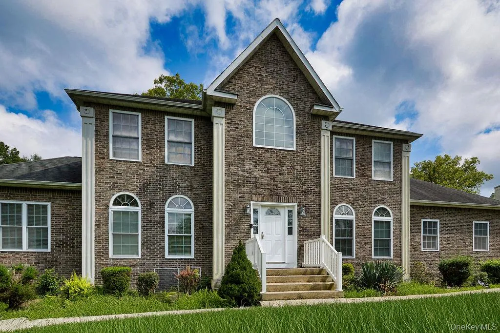 58 Moores Hill Road, New Windsor, NY, 4 Bedrooms Bedrooms, 11 Rooms Rooms,2 BathroomsBathrooms,Residential,For Rent,Moores Hill,0,1045713 58 Moores Hill Road, New Windsor, NY, 4 Bedrooms Bedrooms, 11 Rooms Rooms,2 BathroomsBathrooms,Residential,For Rent,Moores Hill,0,1045713