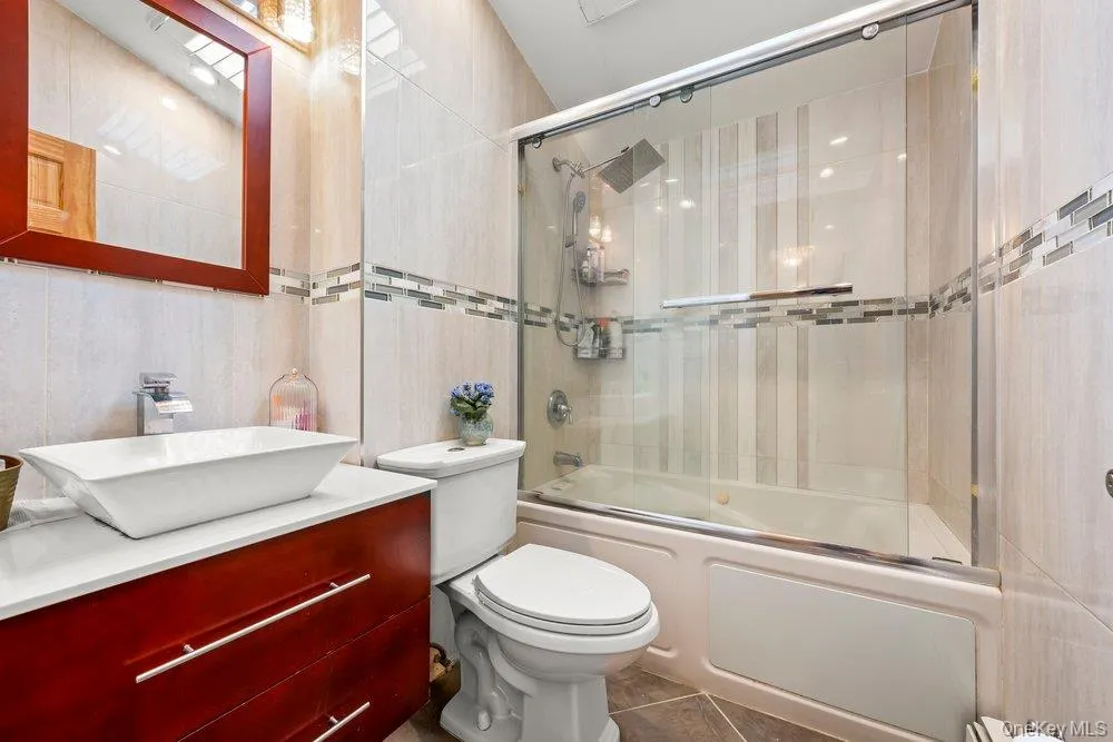 477 Roy Street, Hempstead, NY, 3 Bedrooms Bedrooms, 7 Rooms Rooms,2 BathroomsBathrooms,Residential,For Rent,Roy,0,1045719 477 Roy Street, Hempstead, NY, 3 Bedrooms Bedrooms, 7 Rooms Rooms,2 BathroomsBathrooms,Residential,For Rent,Roy,0,1045719