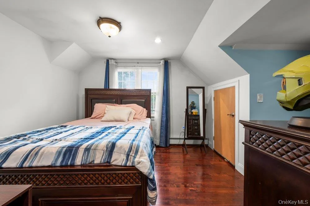 477 Roy Street, Hempstead, NY, 3 Bedrooms Bedrooms, 7 Rooms Rooms,2 BathroomsBathrooms,Residential,For Rent,Roy,0,1045719 477 Roy Street, Hempstead, NY, 3 Bedrooms Bedrooms, 7 Rooms Rooms,2 BathroomsBathrooms,Residential,For Rent,Roy,0,1045719