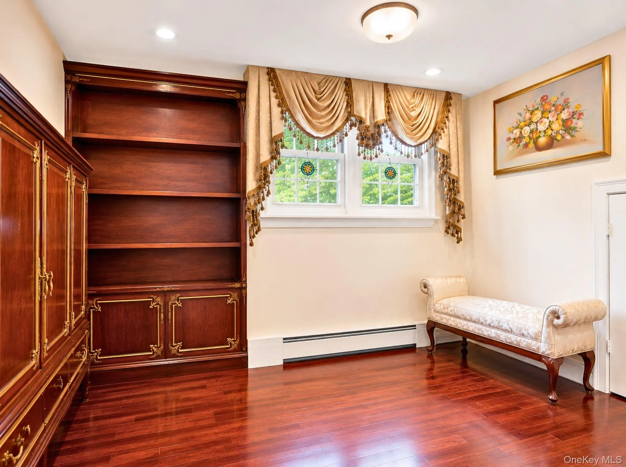 477 Roy Street, Hempstead, NY, 3 Bedrooms Bedrooms, 7 Rooms Rooms,2 BathroomsBathrooms,Residential,For Rent,Roy,0,1045719 477 Roy Street, Hempstead, NY, 3 Bedrooms Bedrooms, 7 Rooms Rooms,2 BathroomsBathrooms,Residential,For Rent,Roy,0,1045719