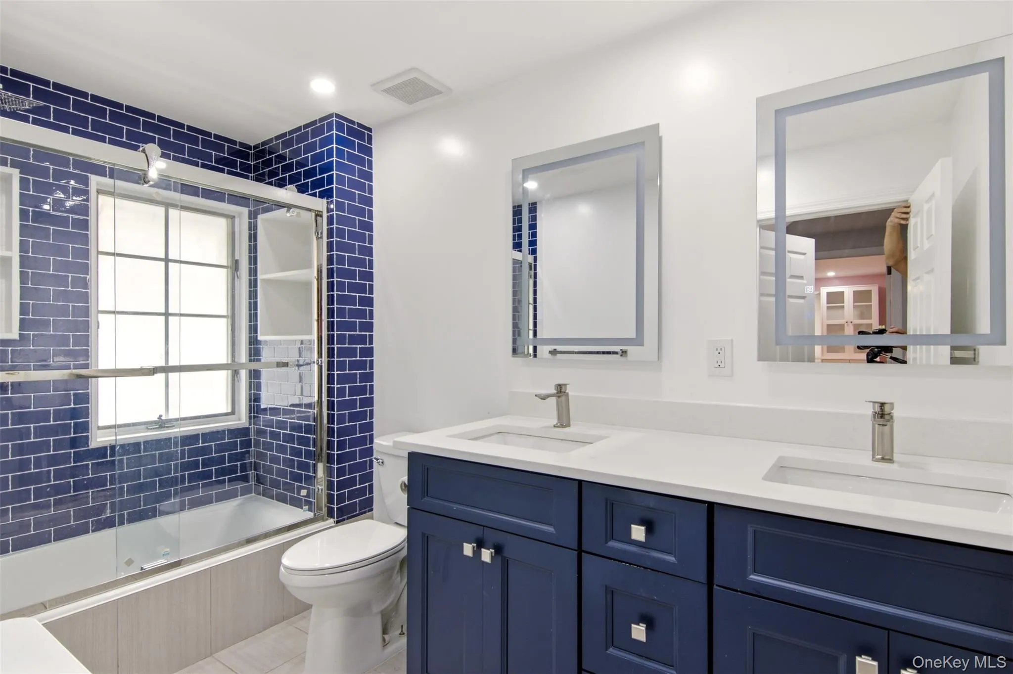 21 Sherrard Street, North Hempstead, NY, 4 Bedrooms Bedrooms, 8 Rooms Rooms,2 BathroomsBathrooms,Residential Lease,For Rent,Sherrard,0,1045725 21 Sherrard Street, North Hempstead, NY, 4 Bedrooms Bedrooms, 8 Rooms Rooms,2 BathroomsBathrooms,Residential Lease,For Rent,Sherrard,0,1045725