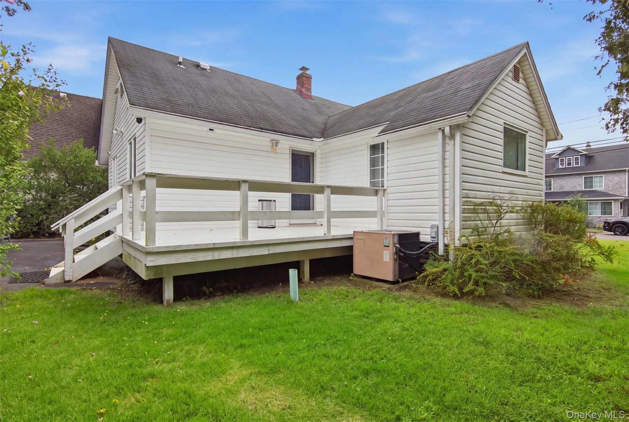 21 Sherrard Street, North Hempstead, NY, 4 Bedrooms Bedrooms, 8 Rooms Rooms,2 BathroomsBathrooms,Residential Lease,For Rent,Sherrard,0,1045725 21 Sherrard Street, North Hempstead, NY, 4 Bedrooms Bedrooms, 8 Rooms Rooms,2 BathroomsBathrooms,Residential Lease,For Rent,Sherrard,0,1045725