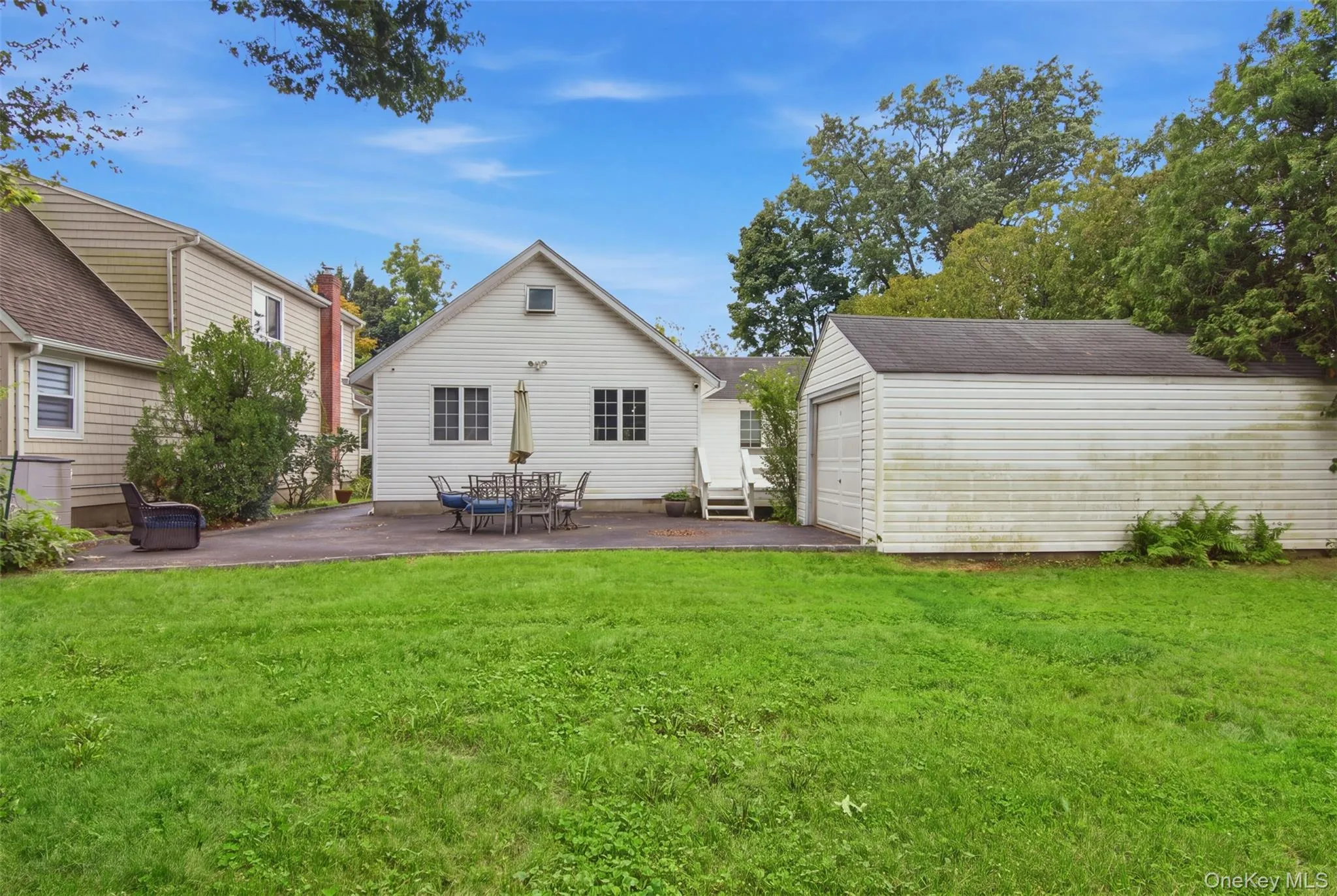 21 Sherrard Street, North Hempstead, NY, 4 Bedrooms Bedrooms, 8 Rooms Rooms,2 BathroomsBathrooms,Residential Lease,For Rent,Sherrard,0,1045725 21 Sherrard Street, North Hempstead, NY, 4 Bedrooms Bedrooms, 8 Rooms Rooms,2 BathroomsBathrooms,Residential Lease,For Rent,Sherrard,0,1045725
