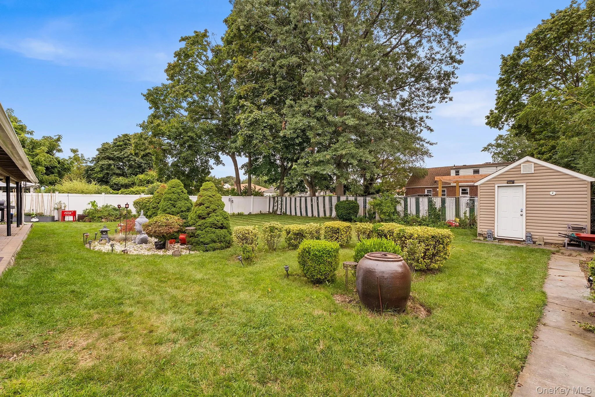 711 Charter Court, Hempstead, NY, 4 Bedrooms Bedrooms, 10 Rooms Rooms,3 BathroomsBathrooms,Residential,For Rent,Charter,0,1045726 711 Charter Court, Hempstead, NY, 4 Bedrooms Bedrooms, 10 Rooms Rooms,3 BathroomsBathrooms,Residential,For Rent,Charter,0,1045726