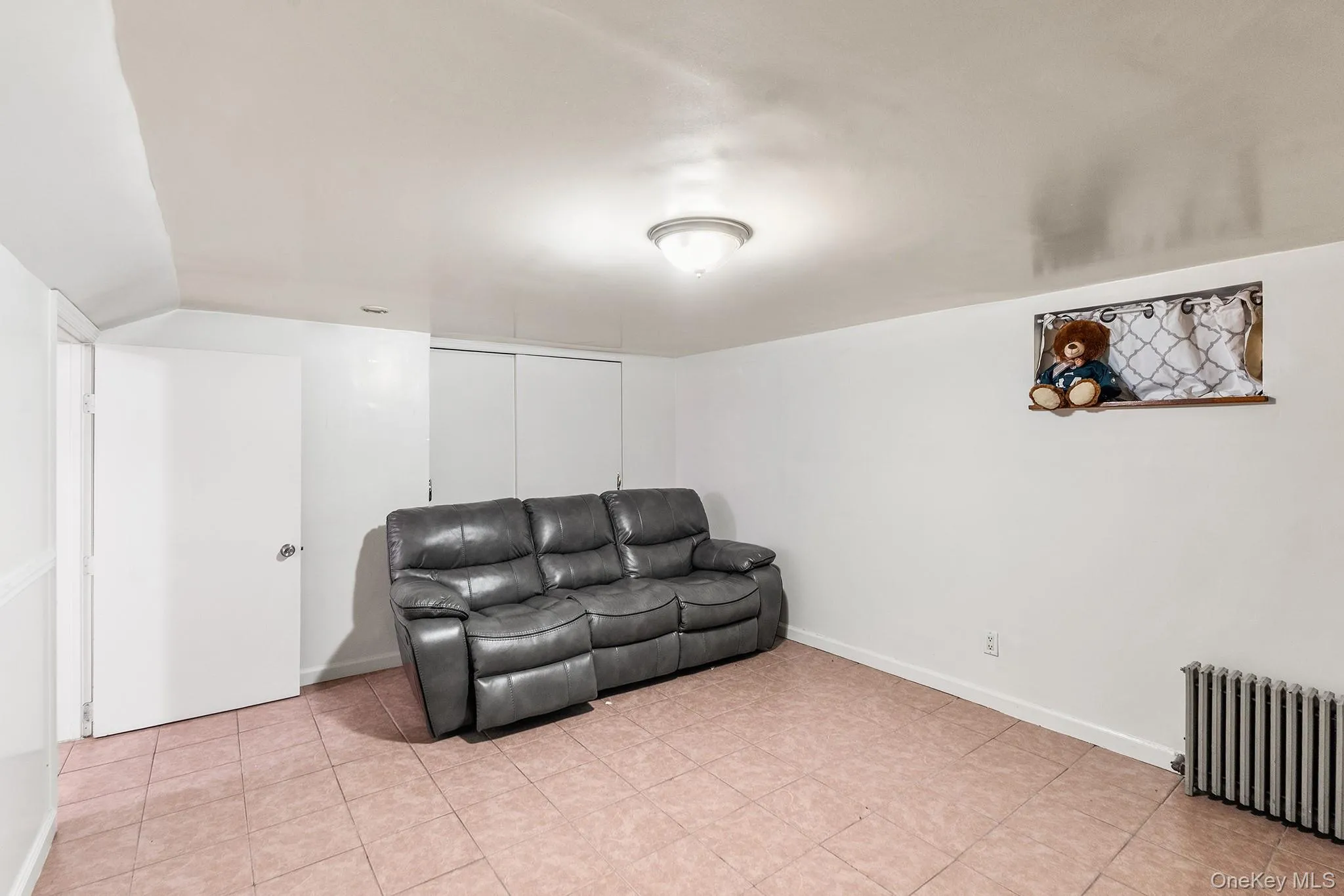 711 Charter Court, Hempstead, NY, 4 Bedrooms Bedrooms, 10 Rooms Rooms,3 BathroomsBathrooms,Residential,For Rent,Charter,0,1045726 711 Charter Court, Hempstead, NY, 4 Bedrooms Bedrooms, 10 Rooms Rooms,3 BathroomsBathrooms,Residential,For Rent,Charter,0,1045726