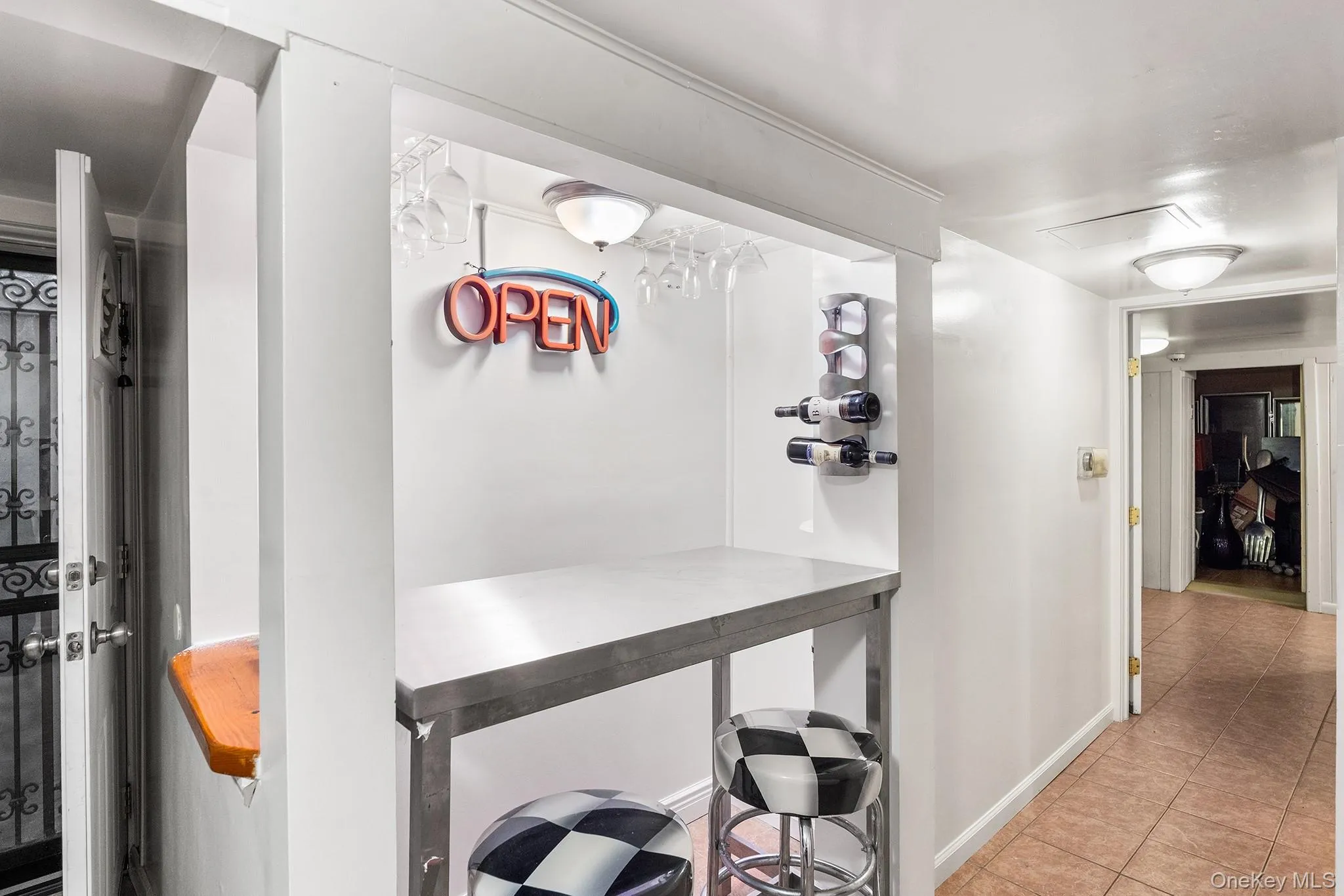 711 Charter Court, Hempstead, NY, 4 Bedrooms Bedrooms, 10 Rooms Rooms,3 BathroomsBathrooms,Residential,For Rent,Charter,0,1045726 711 Charter Court, Hempstead, NY, 4 Bedrooms Bedrooms, 10 Rooms Rooms,3 BathroomsBathrooms,Residential,For Rent,Charter,0,1045726