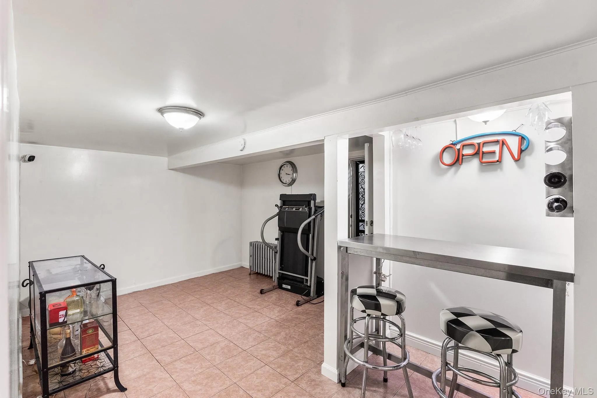711 Charter Court, Hempstead, NY, 4 Bedrooms Bedrooms, 10 Rooms Rooms,3 BathroomsBathrooms,Residential,For Rent,Charter,0,1045726 711 Charter Court, Hempstead, NY, 4 Bedrooms Bedrooms, 10 Rooms Rooms,3 BathroomsBathrooms,Residential,For Rent,Charter,0,1045726