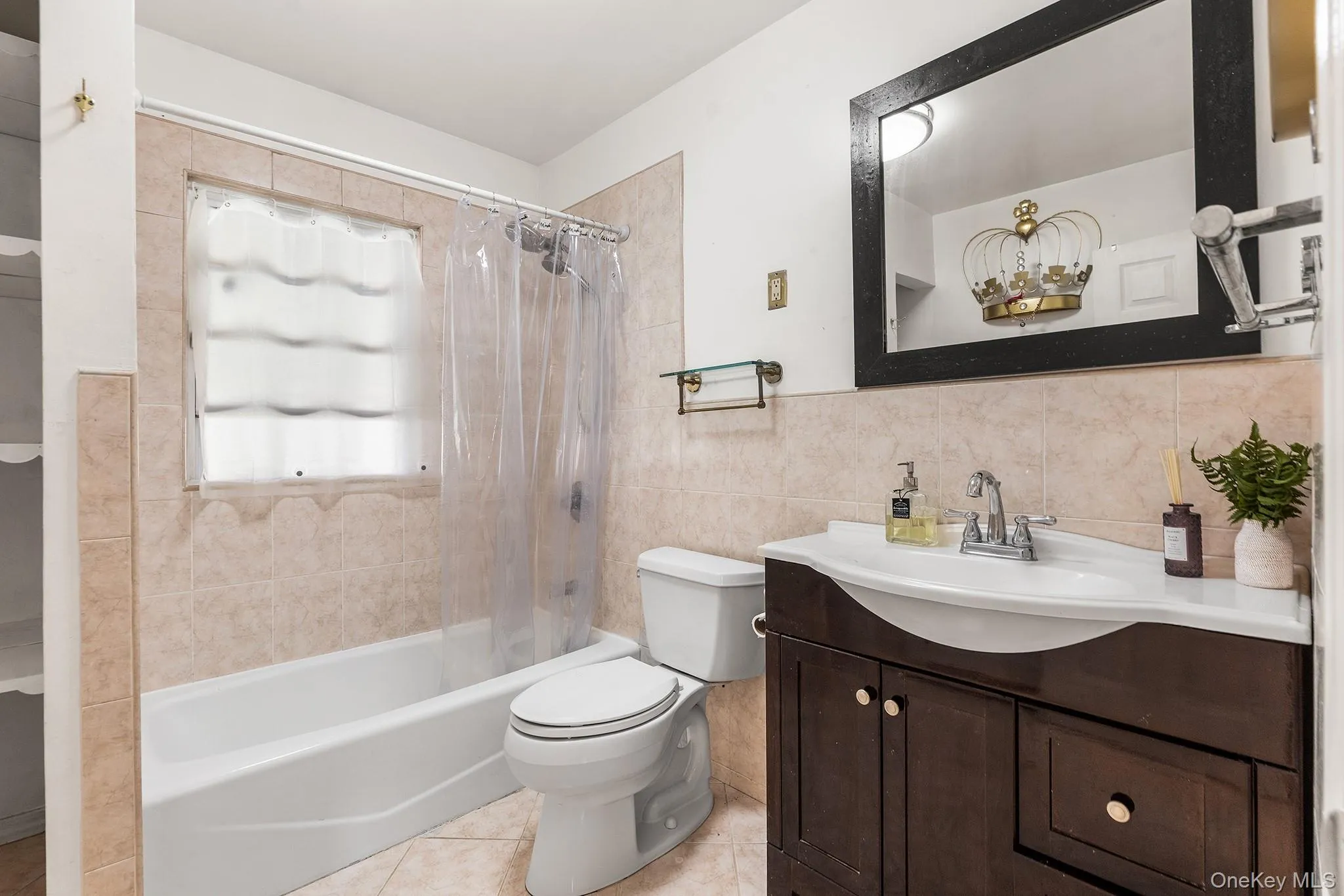 711 Charter Court, Hempstead, NY, 4 Bedrooms Bedrooms, 10 Rooms Rooms,3 BathroomsBathrooms,Residential,For Rent,Charter,0,1045726 711 Charter Court, Hempstead, NY, 4 Bedrooms Bedrooms, 10 Rooms Rooms,3 BathroomsBathrooms,Residential,For Rent,Charter,0,1045726